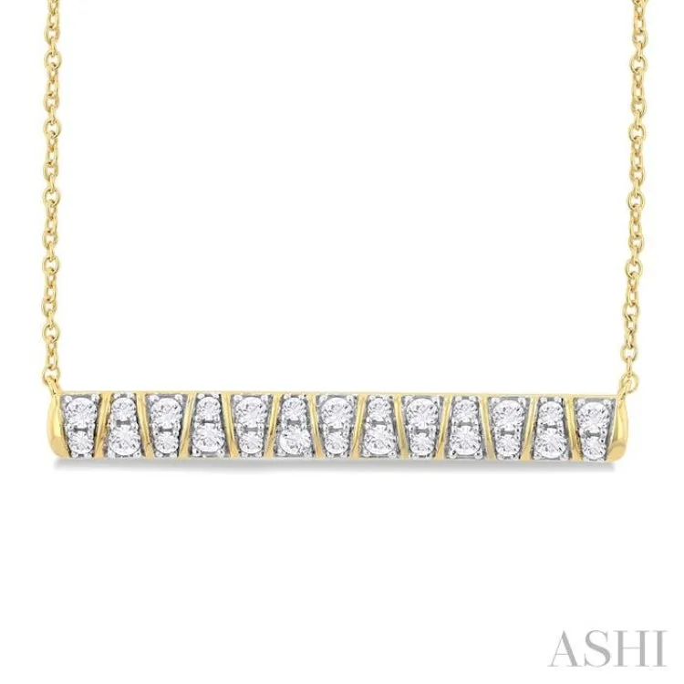 1/2 ctw Ribbed Trapezoid Motif Bar Round Cut Diamond Necklace in 14K Yellow Gold