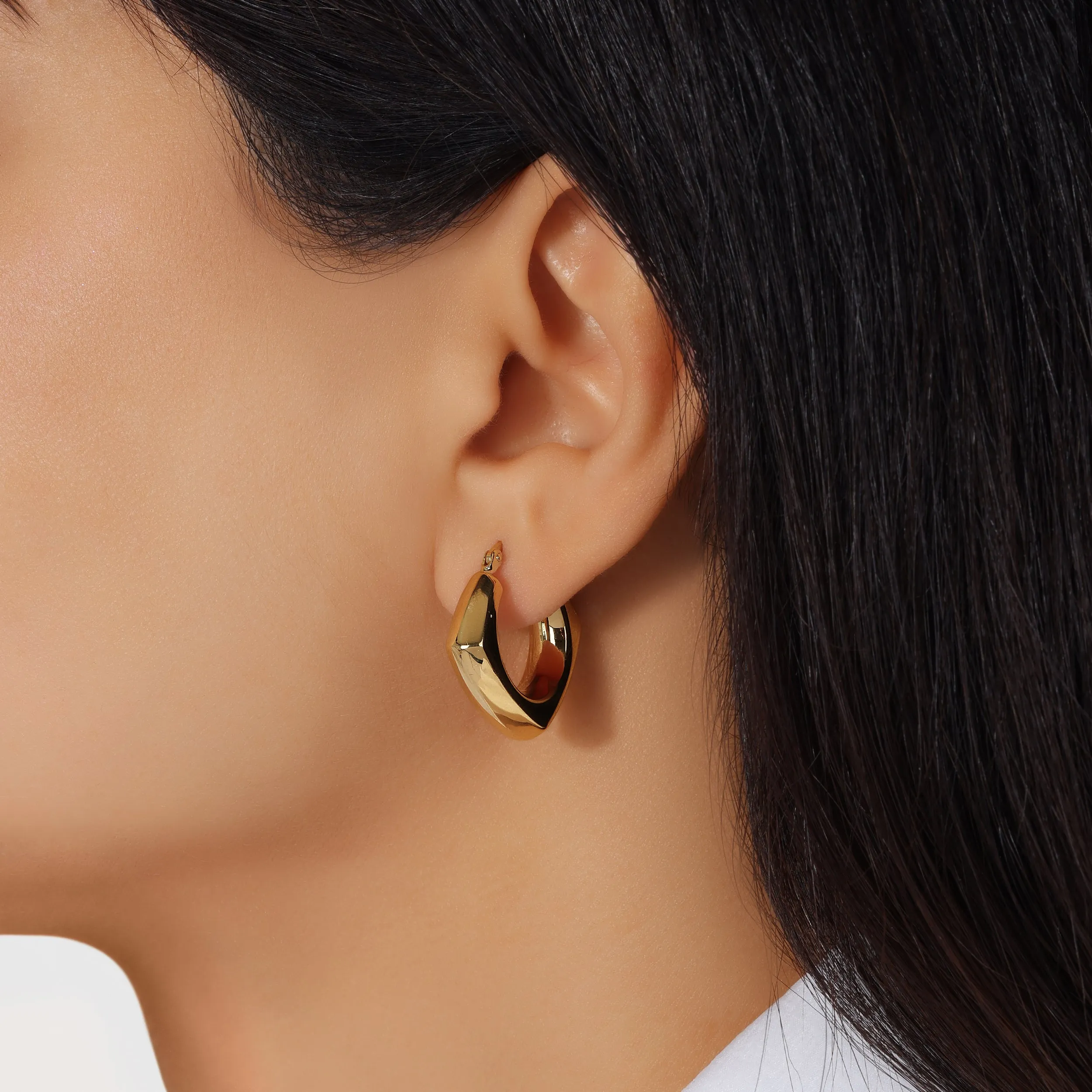 14K Gold Chunky Square Hoop Earrings