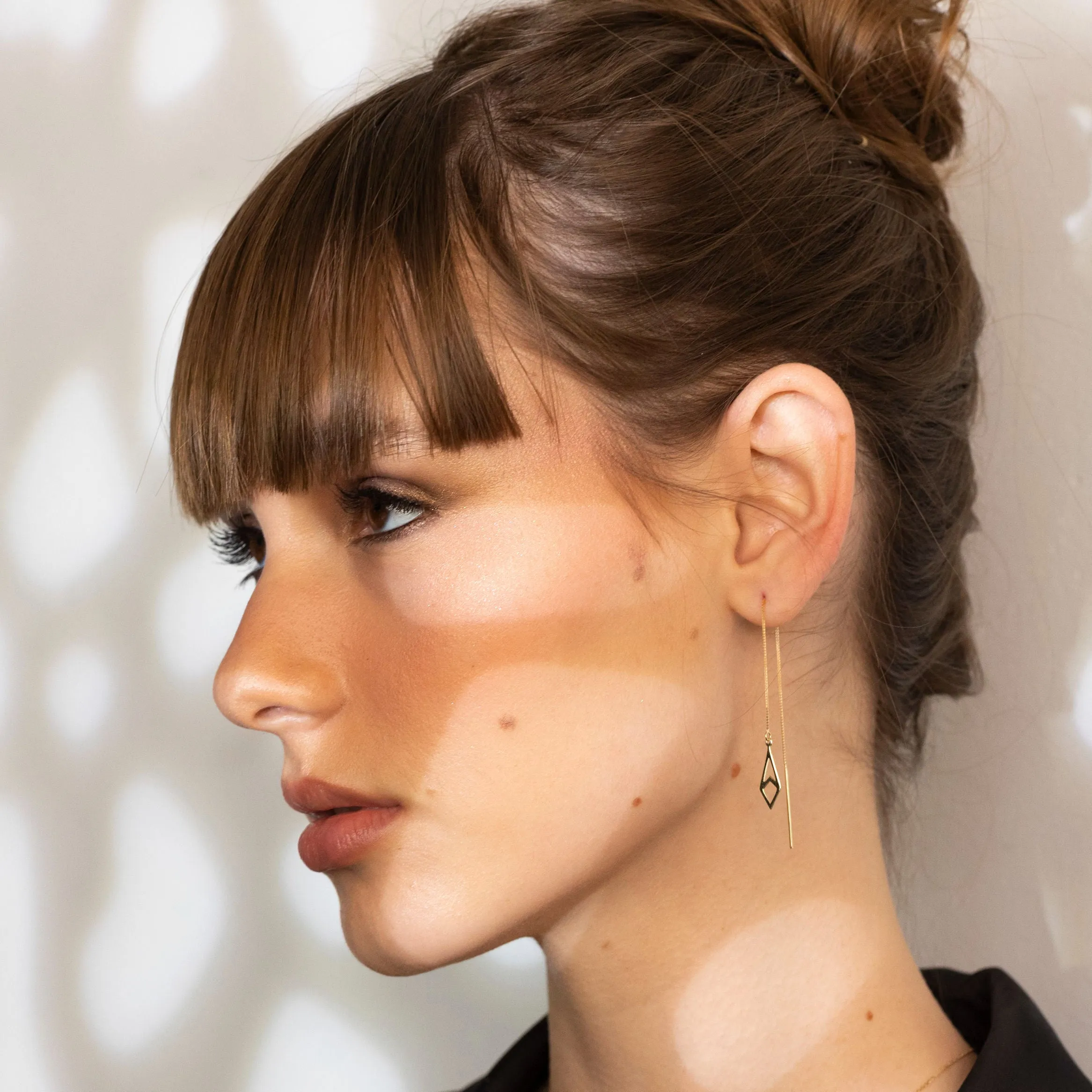 14K Gold Kite Shaped Threader Earrings