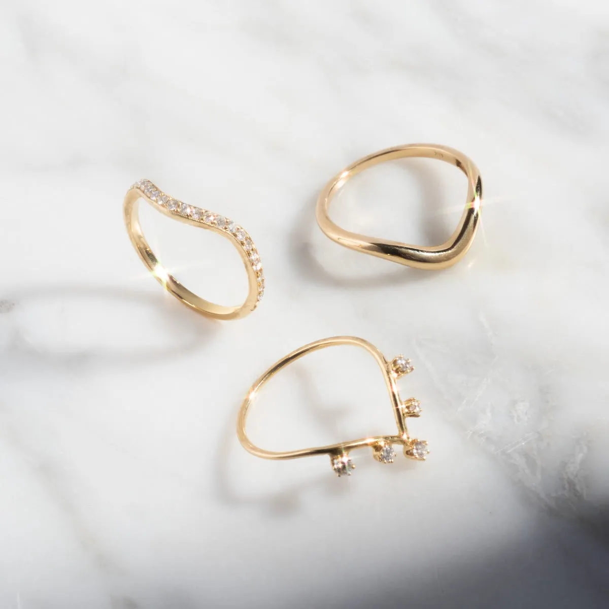 14k Low Tide Curved Band with Diamonds