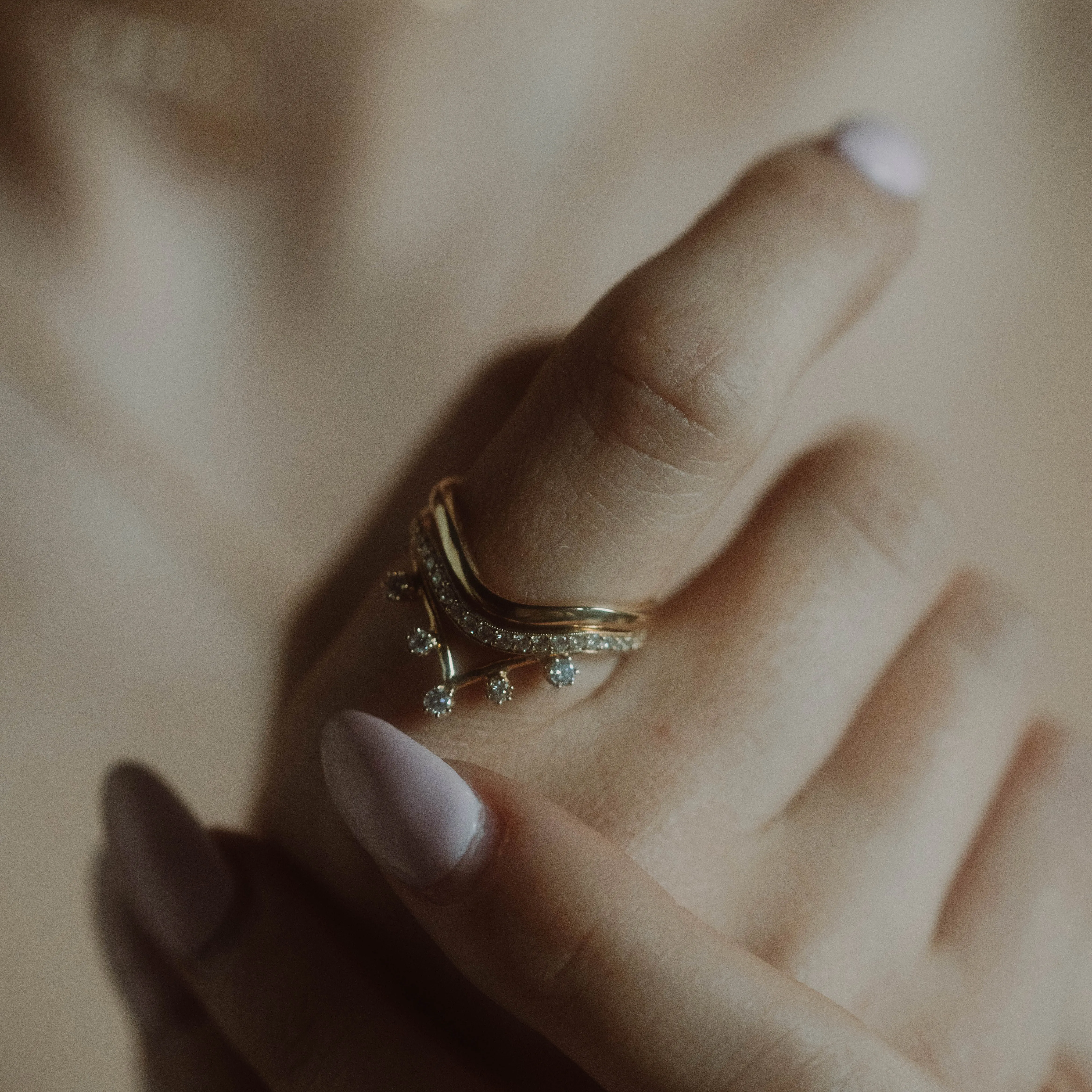 14k Low Tide Curved Band with Diamonds