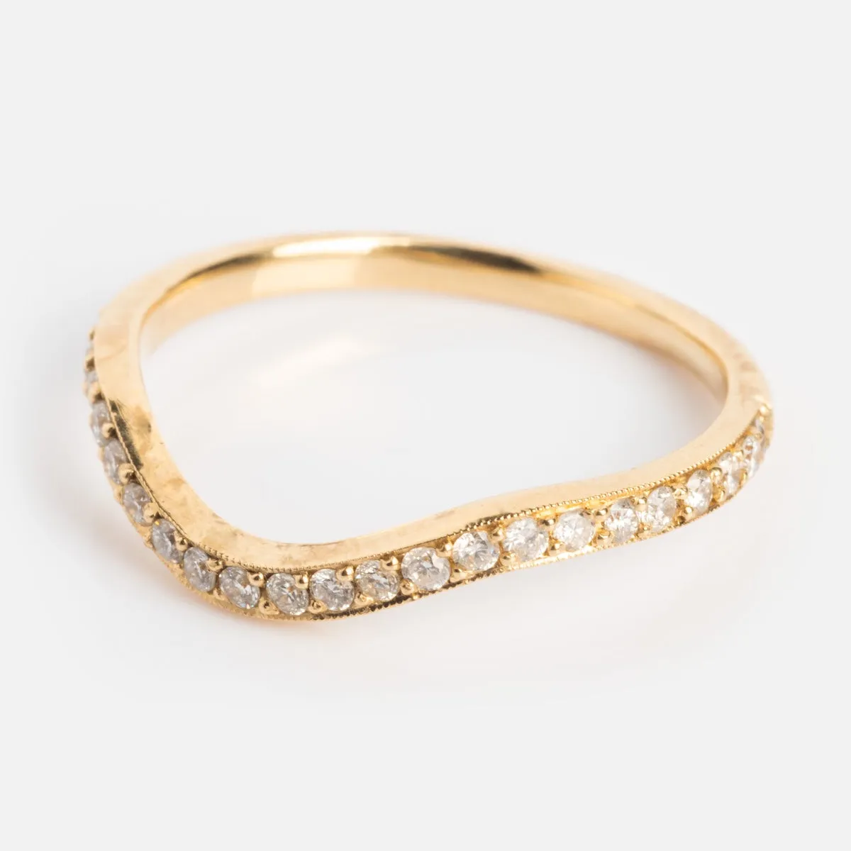 14k Low Tide Curved Band with Diamonds