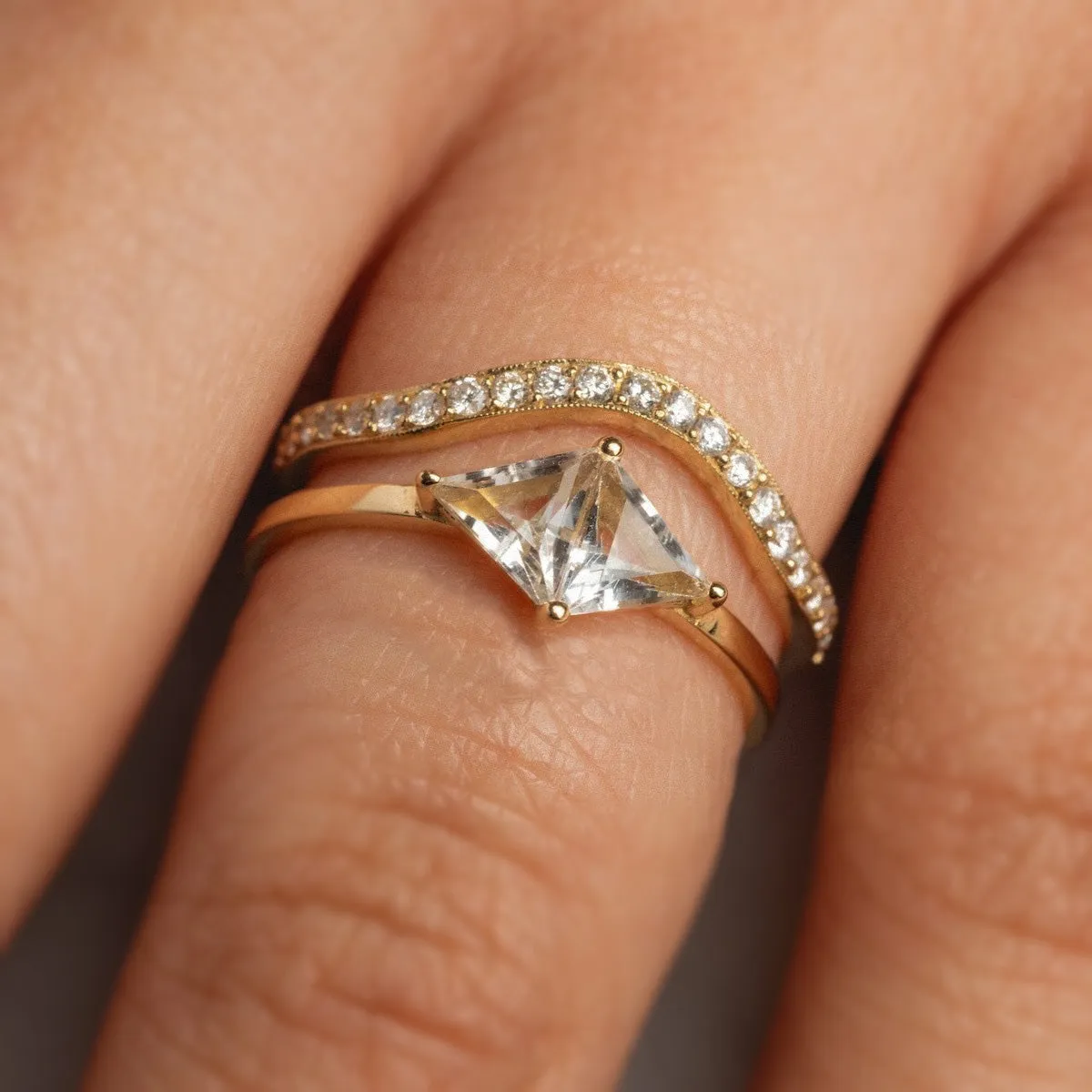 14k Low Tide Curved Band with Diamonds