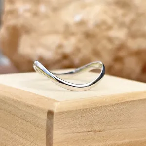14KT White Gold Wave Band Thumb Ring