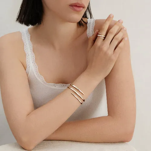 18K Gold Graduated Diamond Spiral Cuff