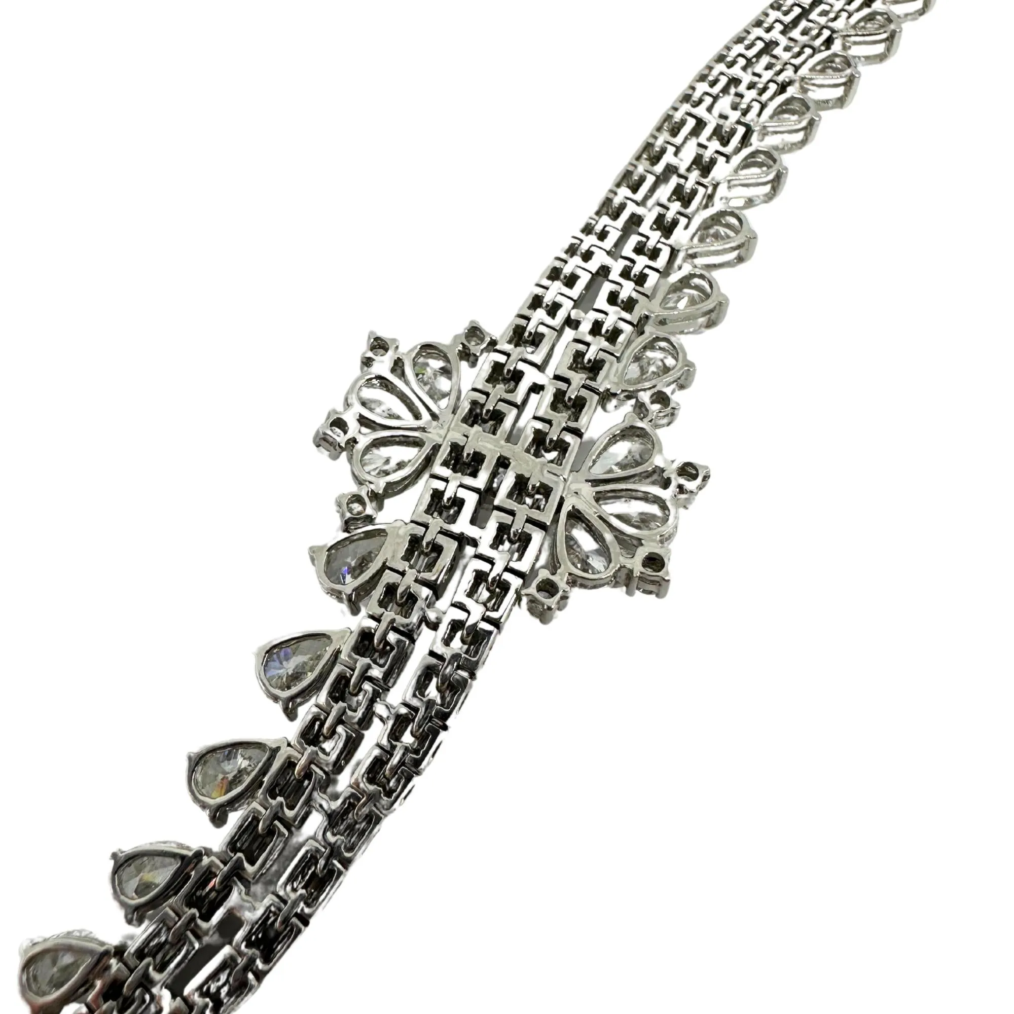18K White Gold Pear and Baguette Cut Diamond Bracelet