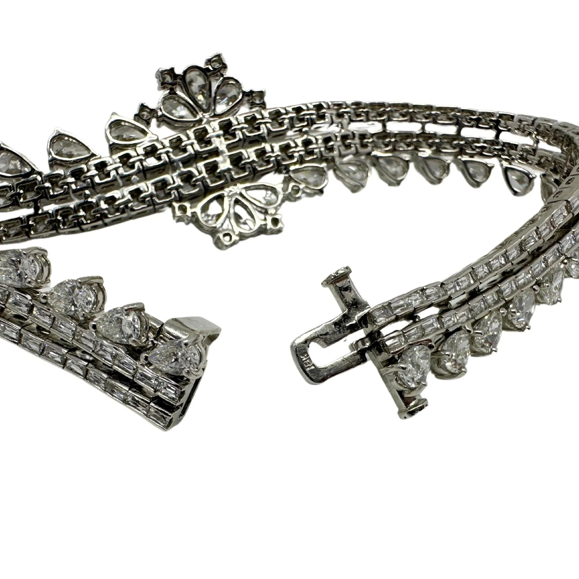 18K White Gold Pear and Baguette Cut Diamond Bracelet