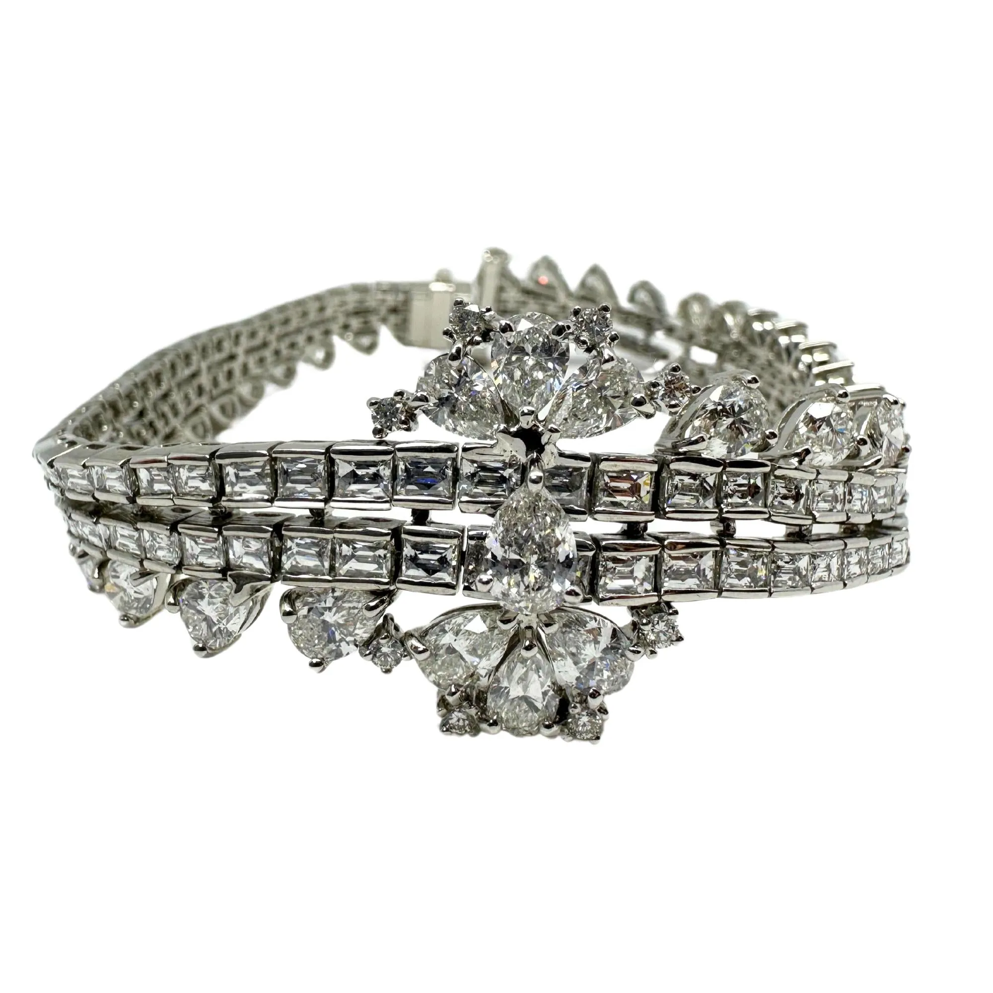 18K White Gold Pear and Baguette Cut Diamond Bracelet