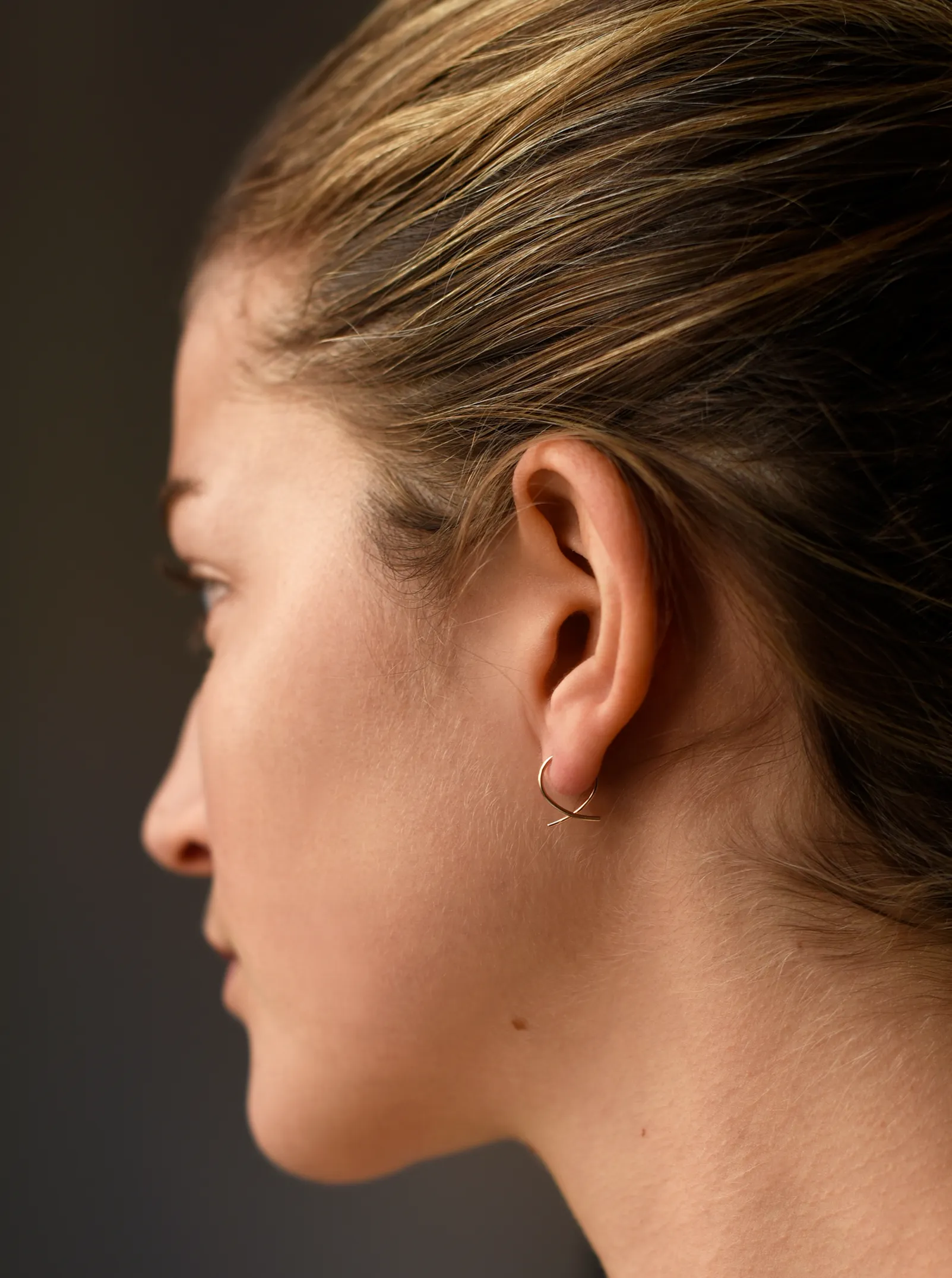 8.6.4: Threader Overlap Earrings - Small