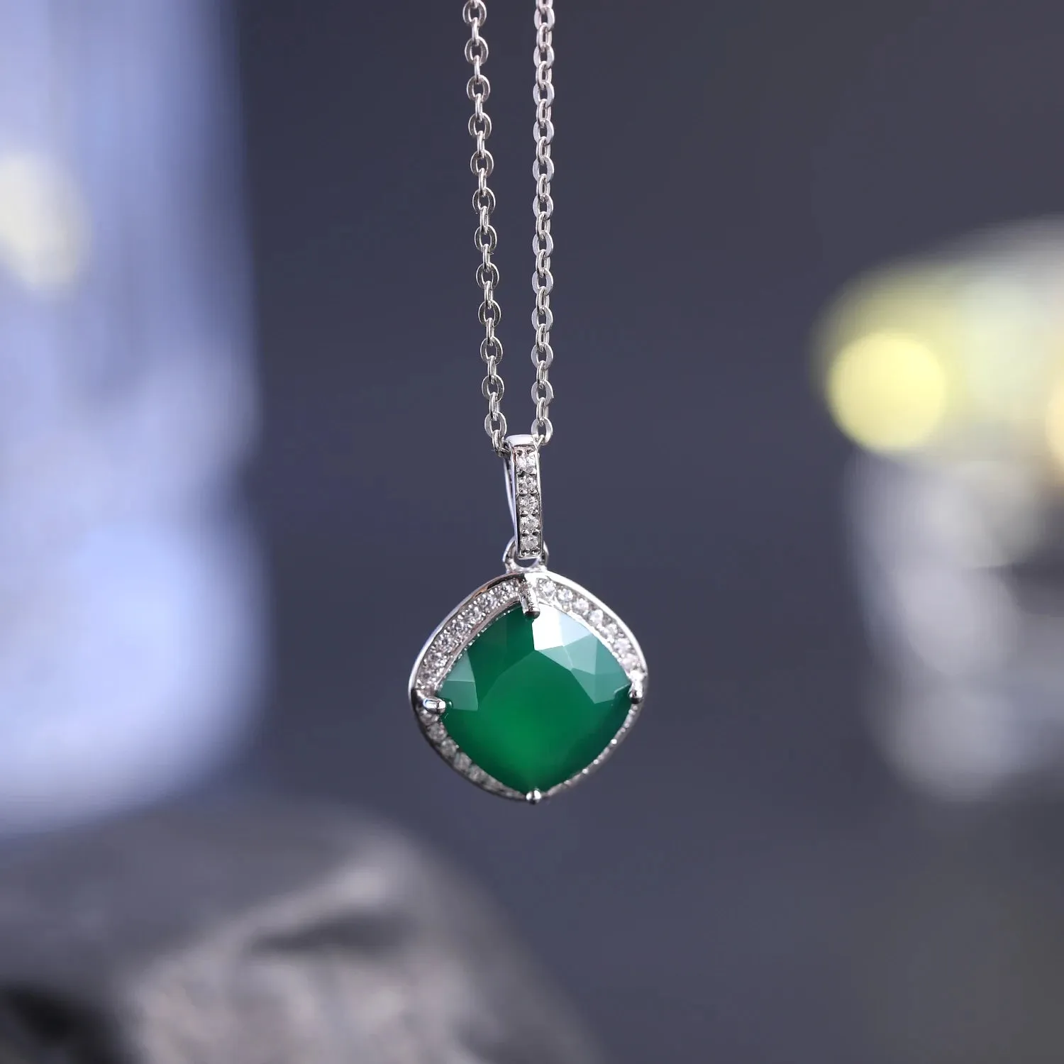 925 Sterling Silver Green Agate Jewelry Set – Stud Earrings, Ring & Pendant