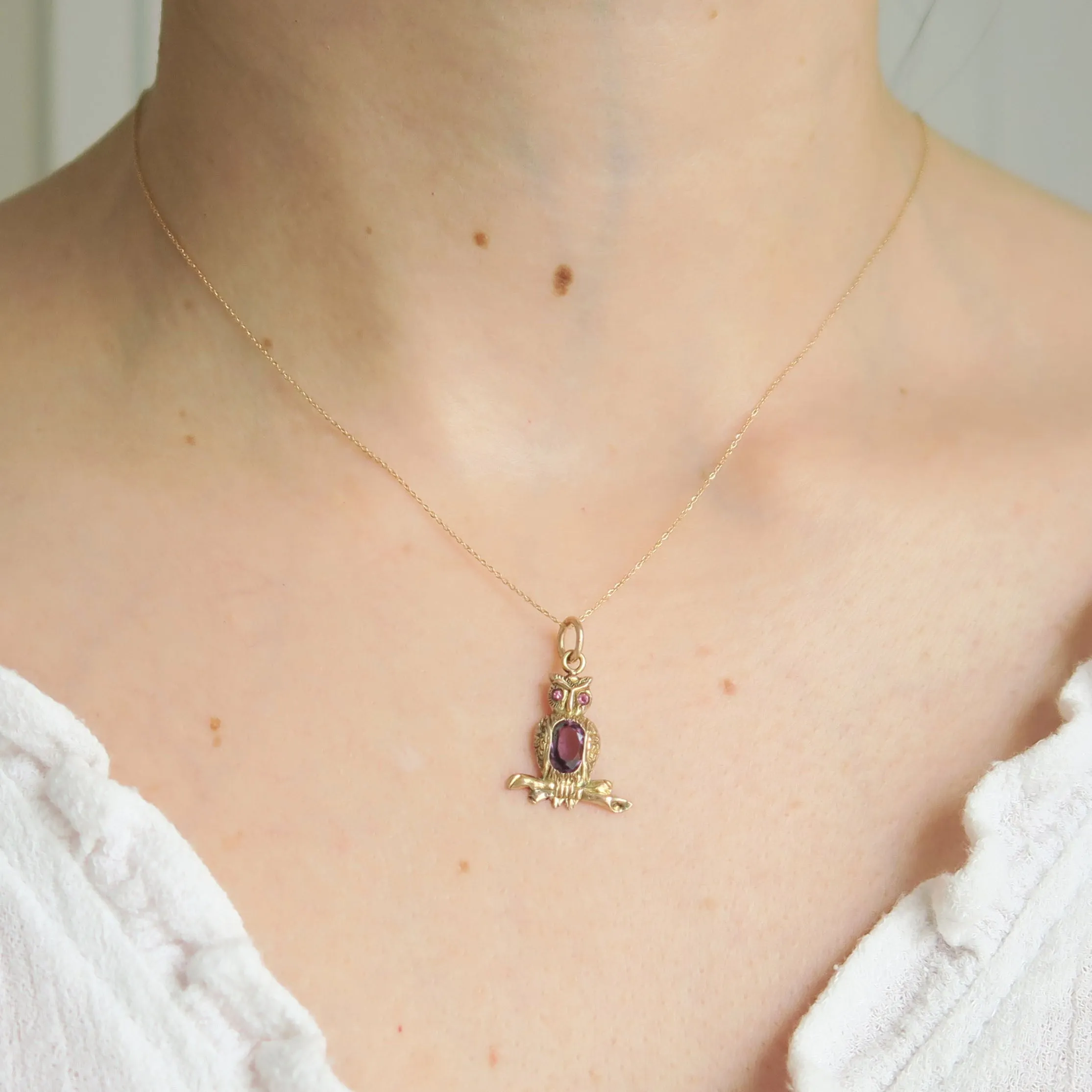 Antique 9ct Gold Purple Paste Owl Charm