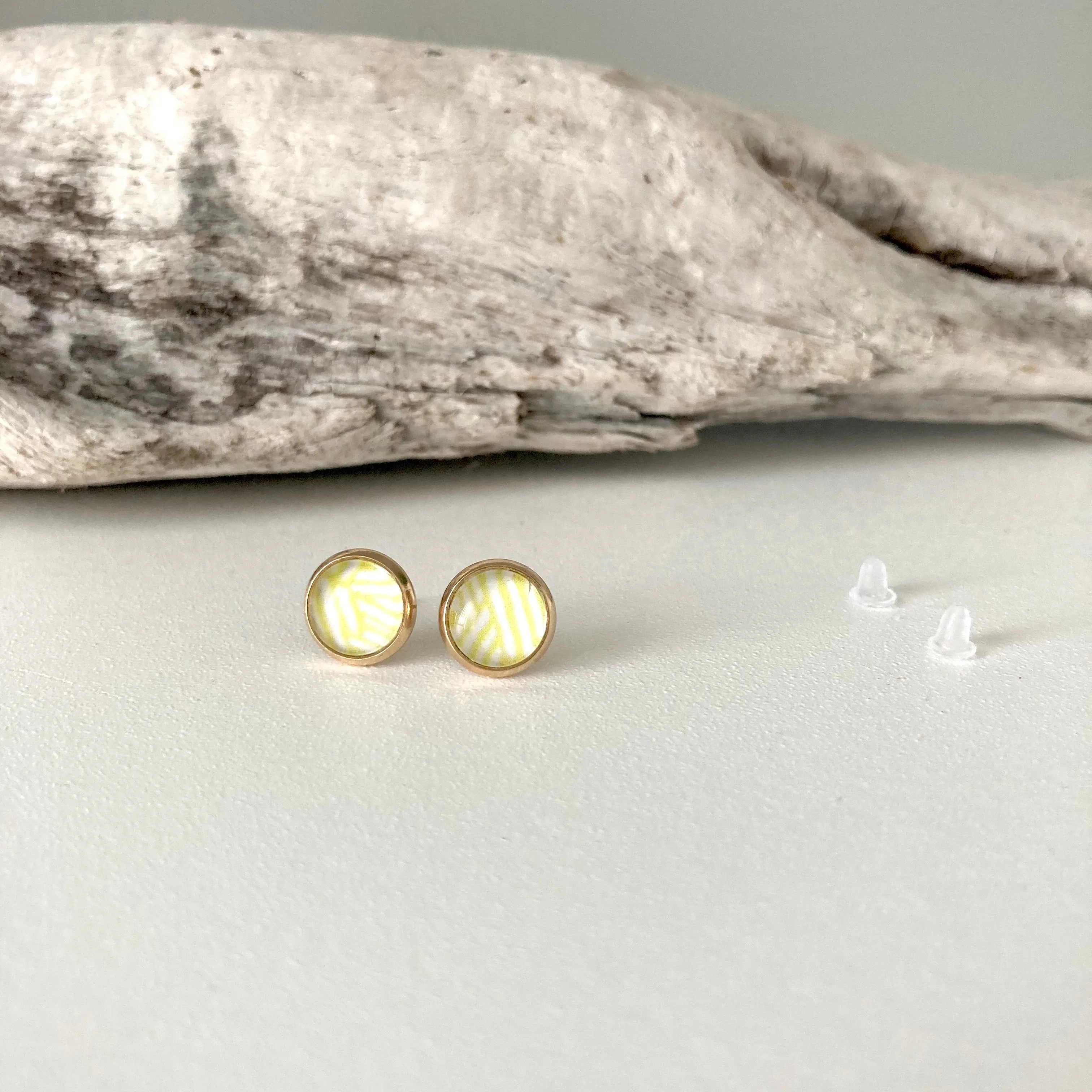 Arue stud Earrings