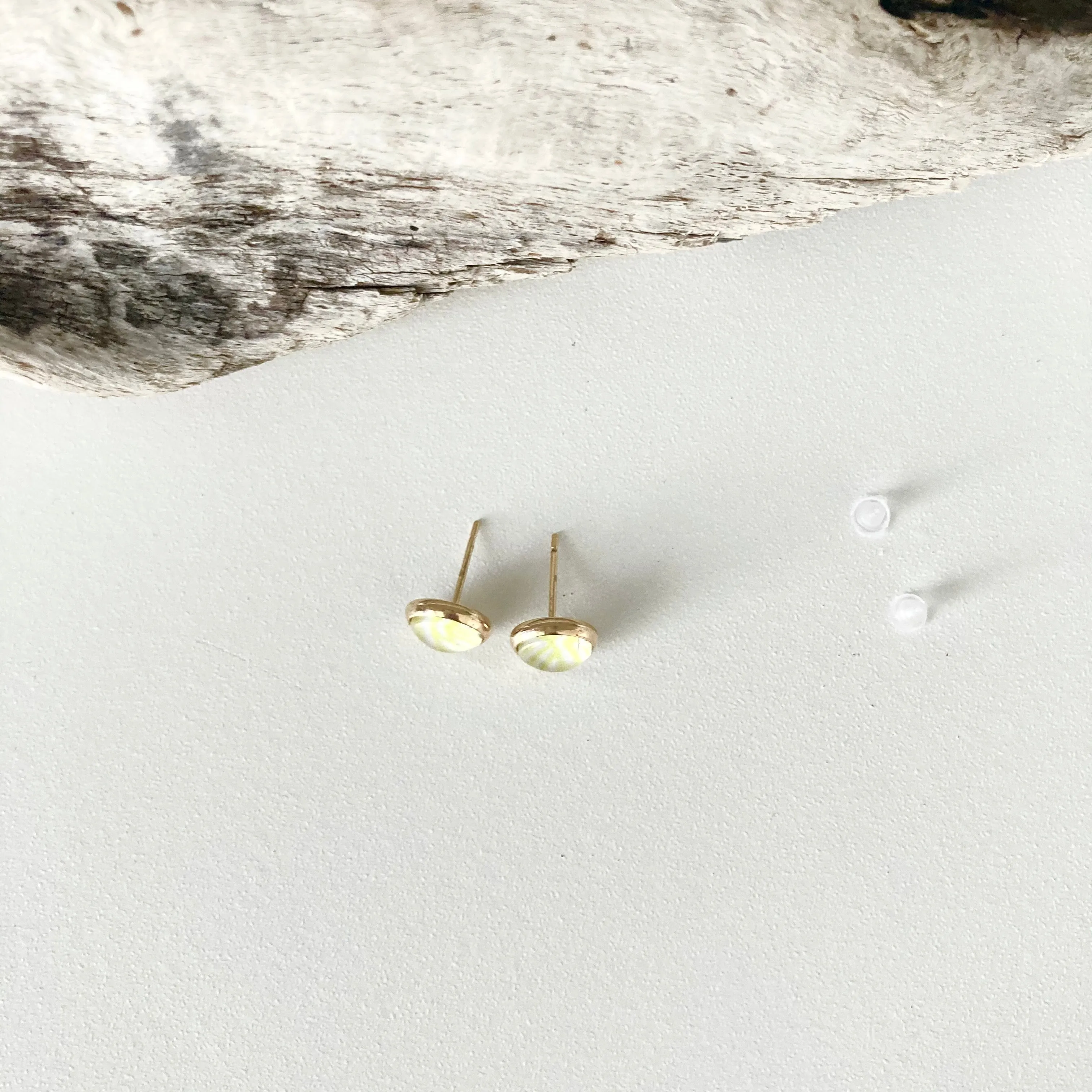 Arue stud Earrings