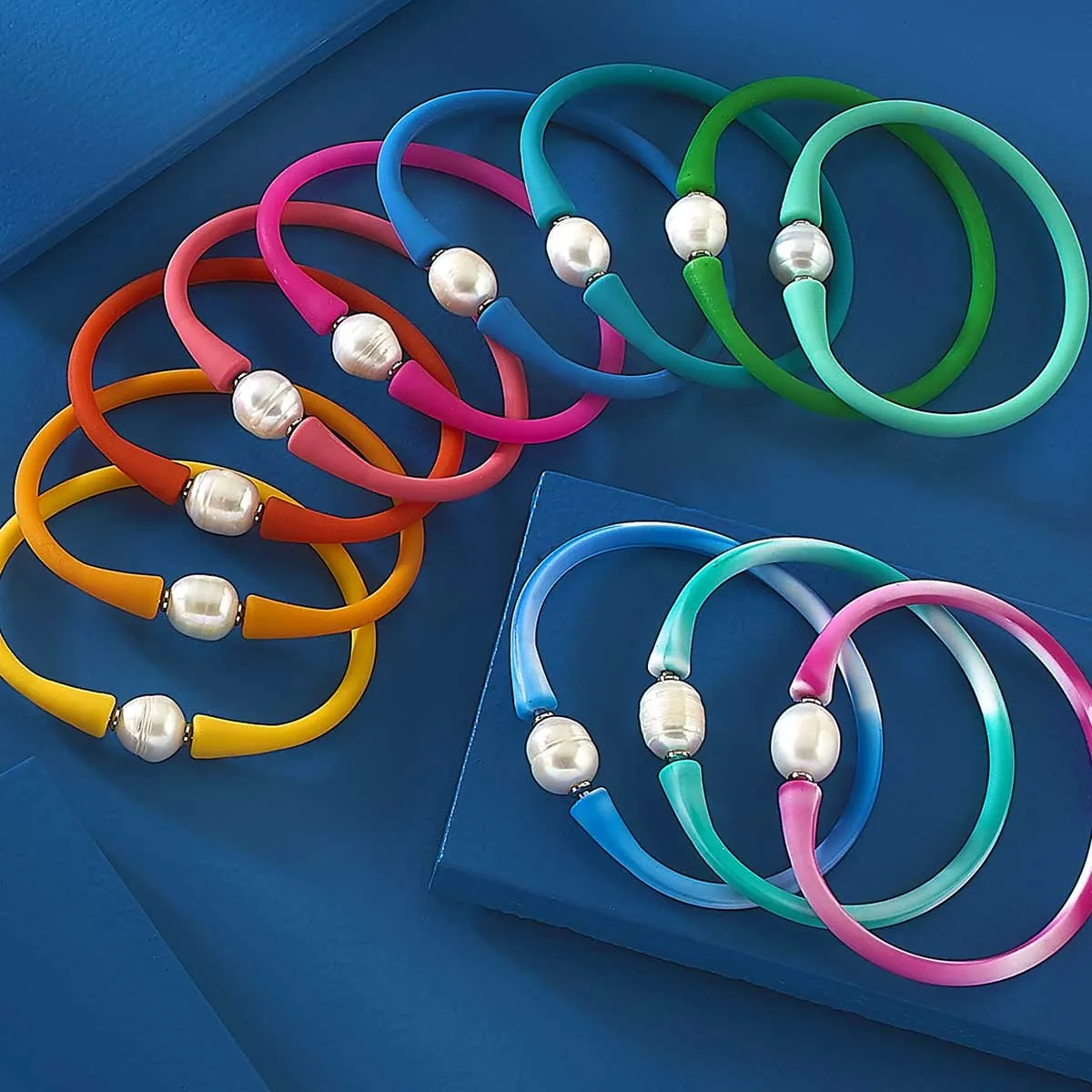 Bali Freshwater Pearl Silicone Bracelet - Canary Yellow