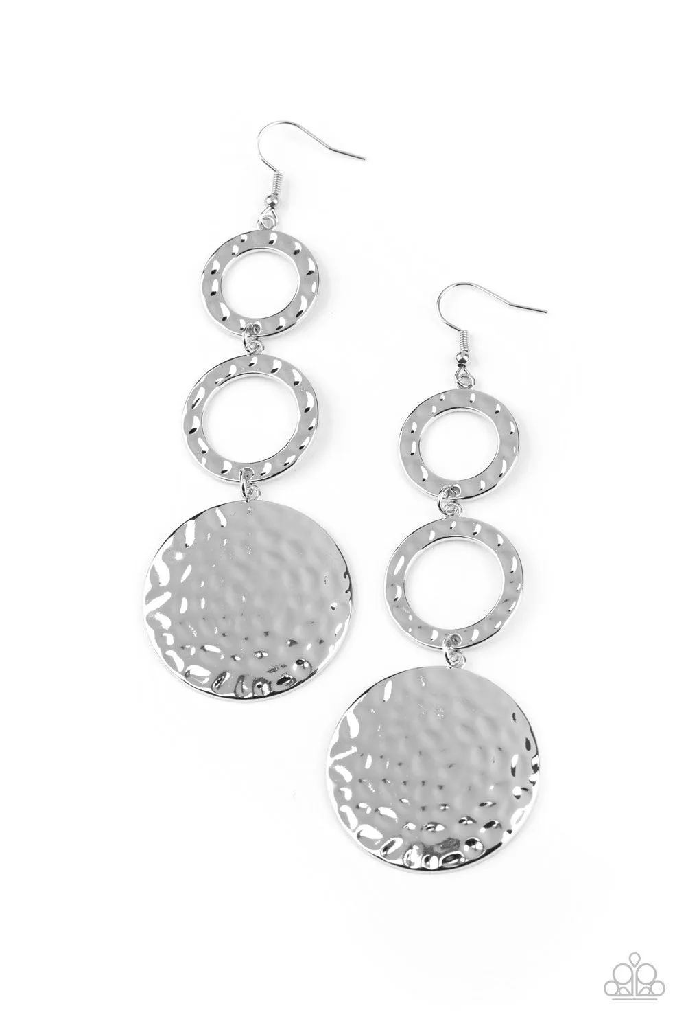 Blooming Baubles Silver
Earrings Paparazzi