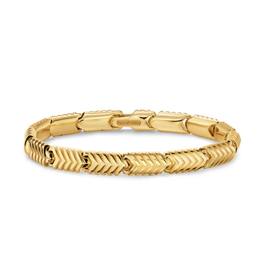 Chevron Link Bracelet in 18K Yellow Gold, 7.6mm, Size Medium