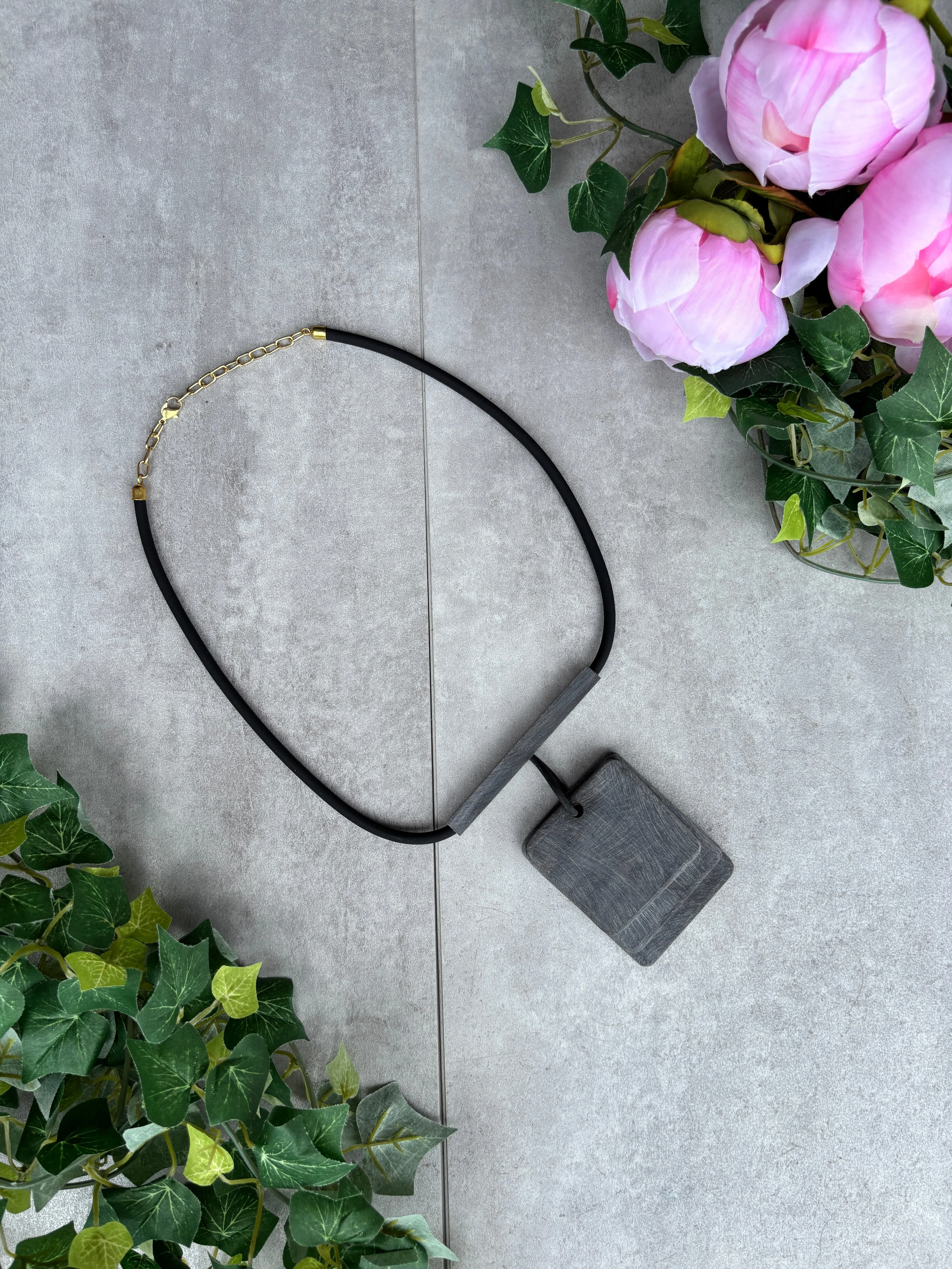 Cielo Necklace in Granite
