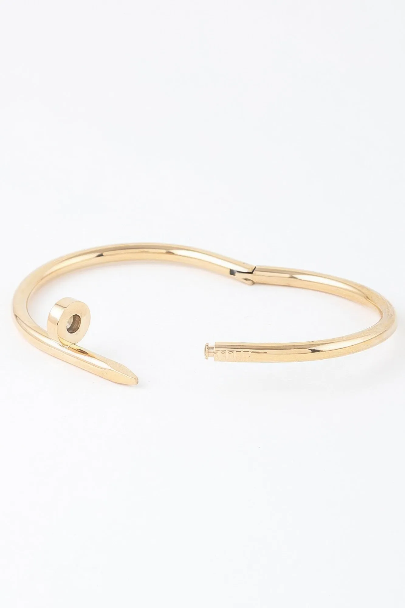 Curved Nail Wrap Bracelet