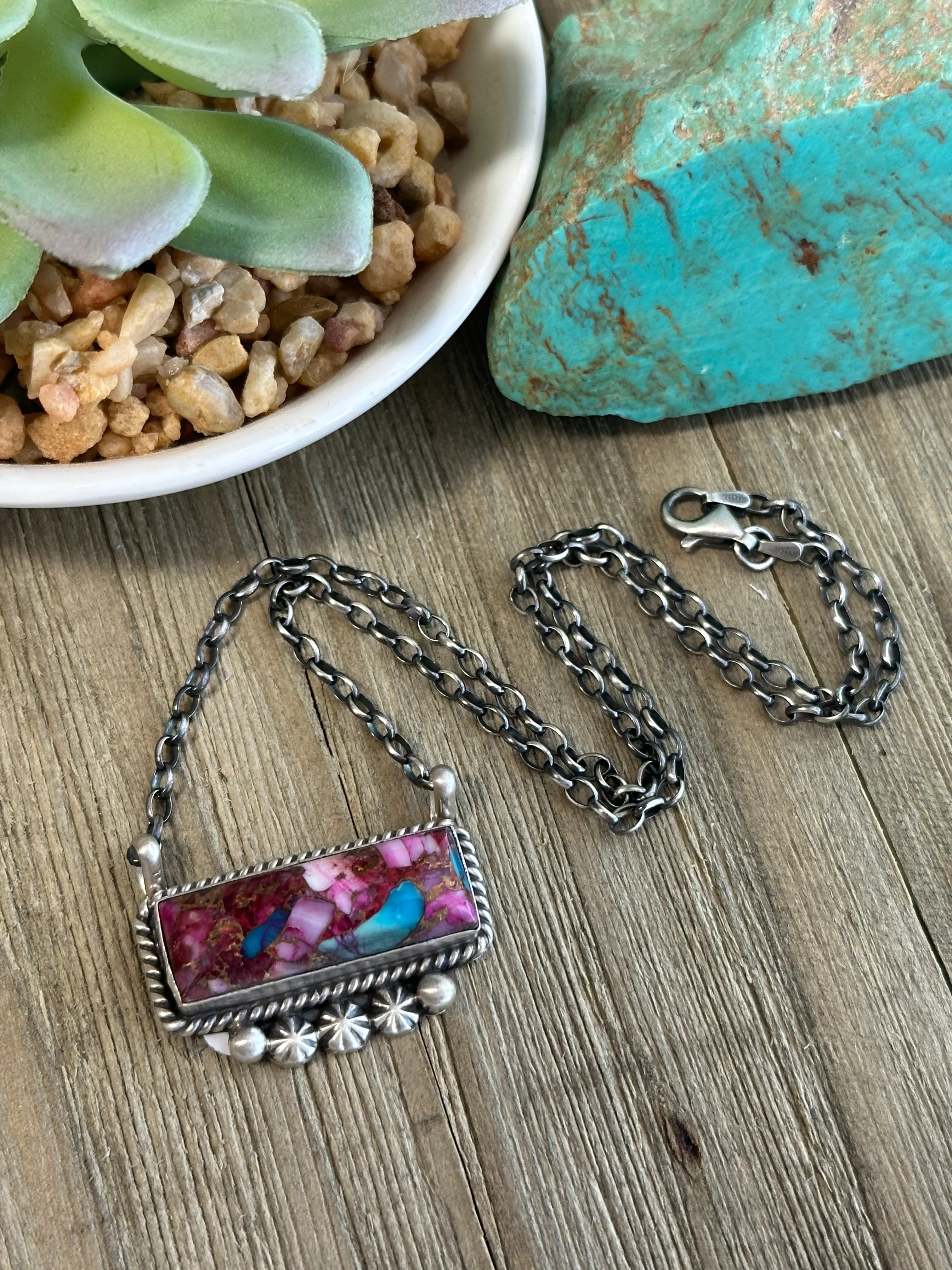 Dalia Bar Necklace