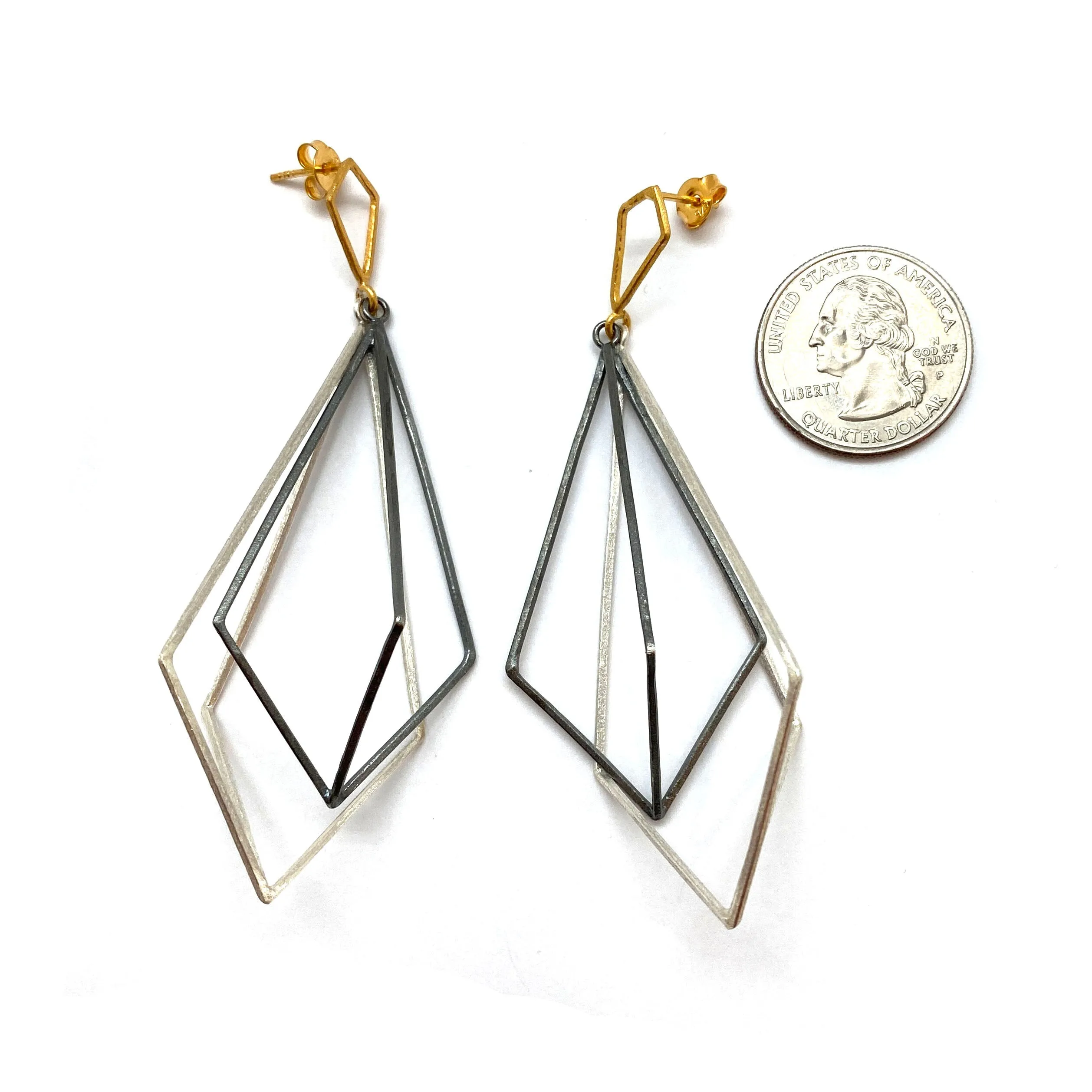 Dark Mixed Large Geometric Layered Drops
