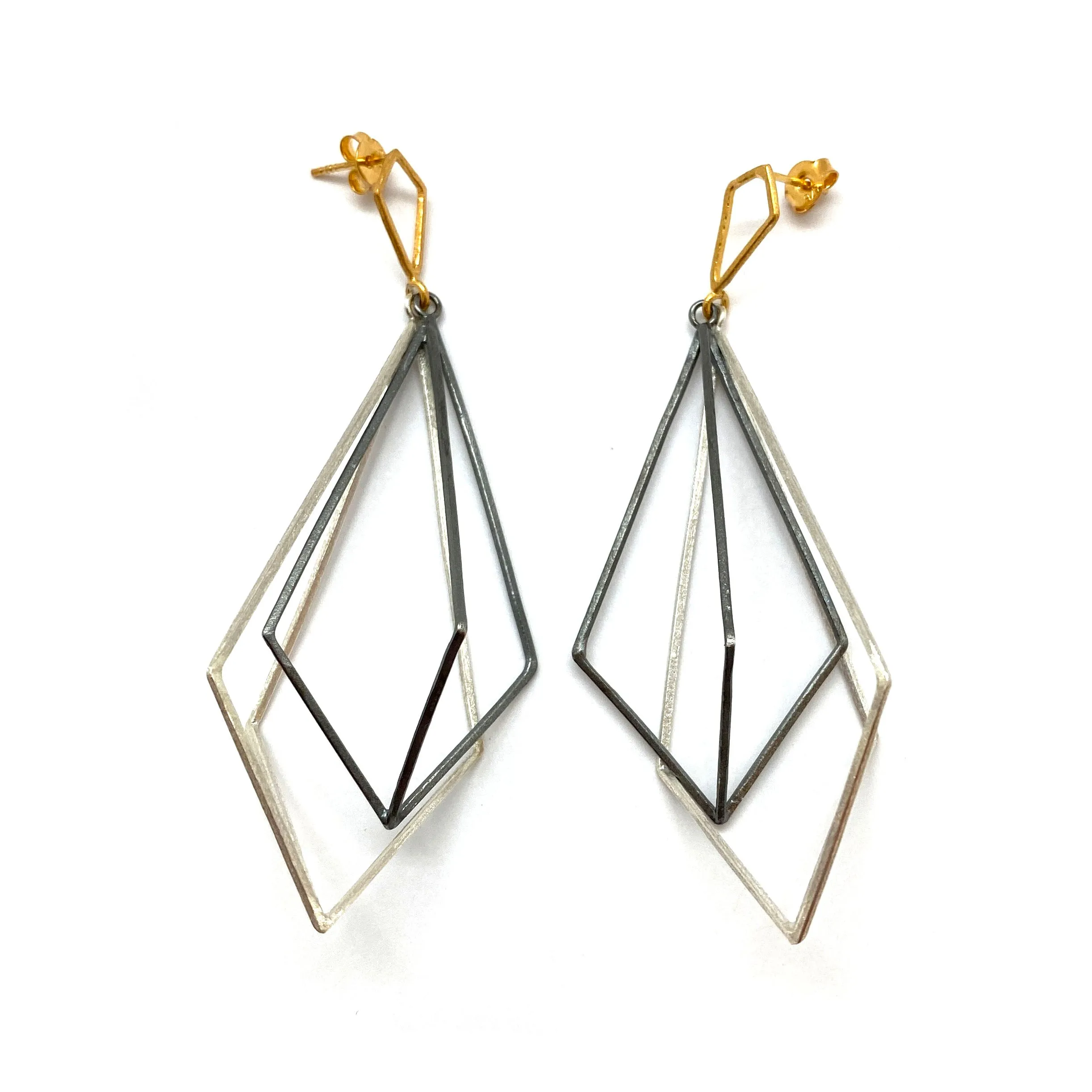 Dark Mixed Large Geometric Layered Drops
