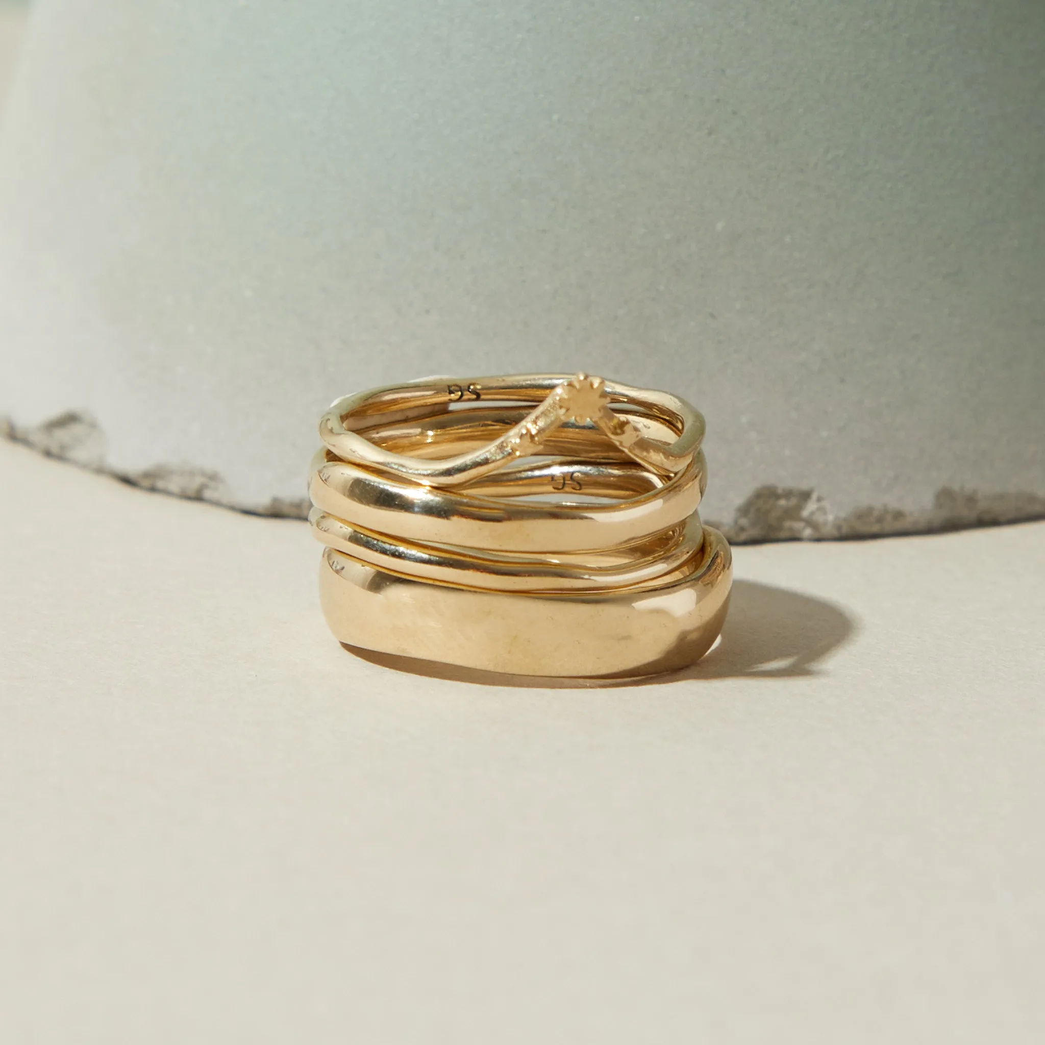 Dome Ring in Medium