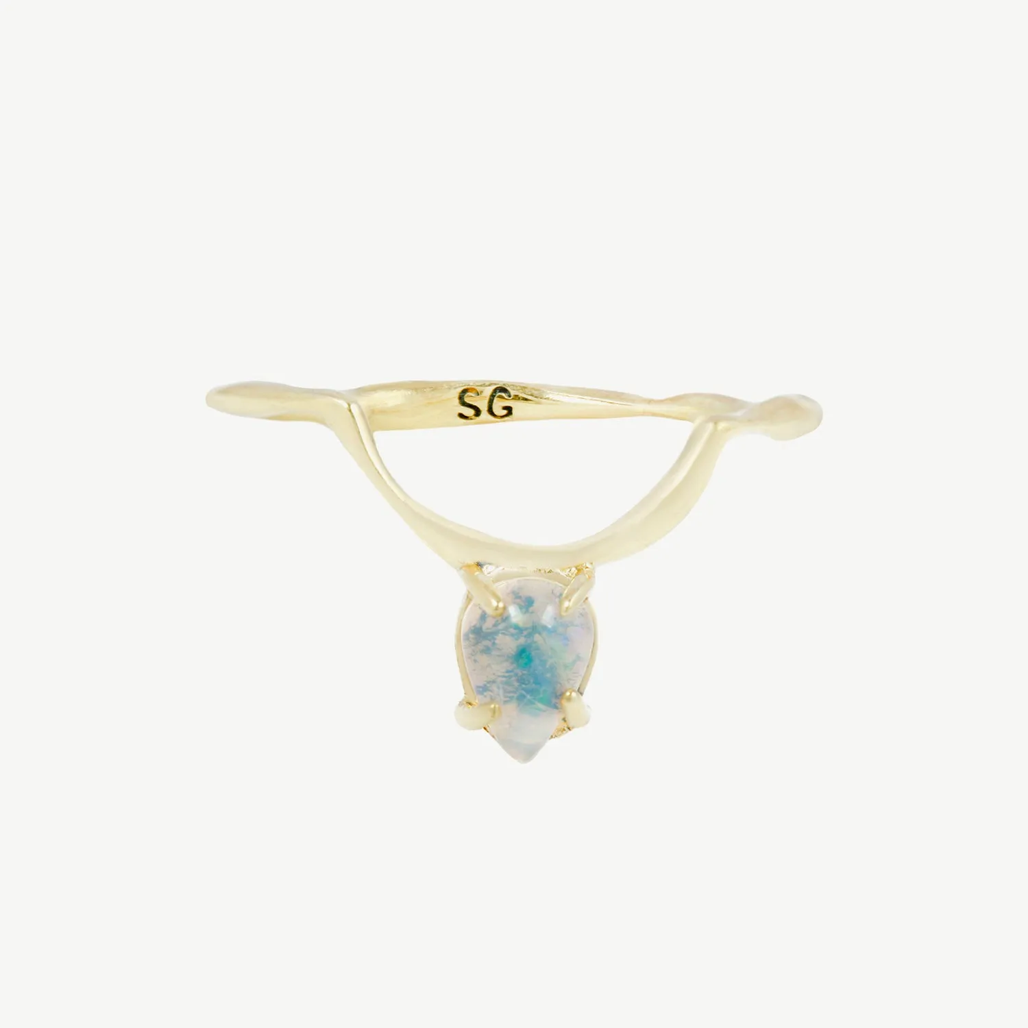 Drip Ring in Opal