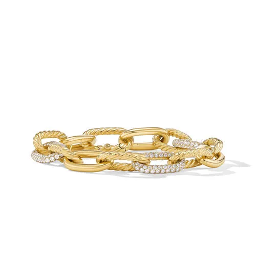 DY Madison Chain Bracelet in 18K Yellow Gold with Diamonds, Size Large