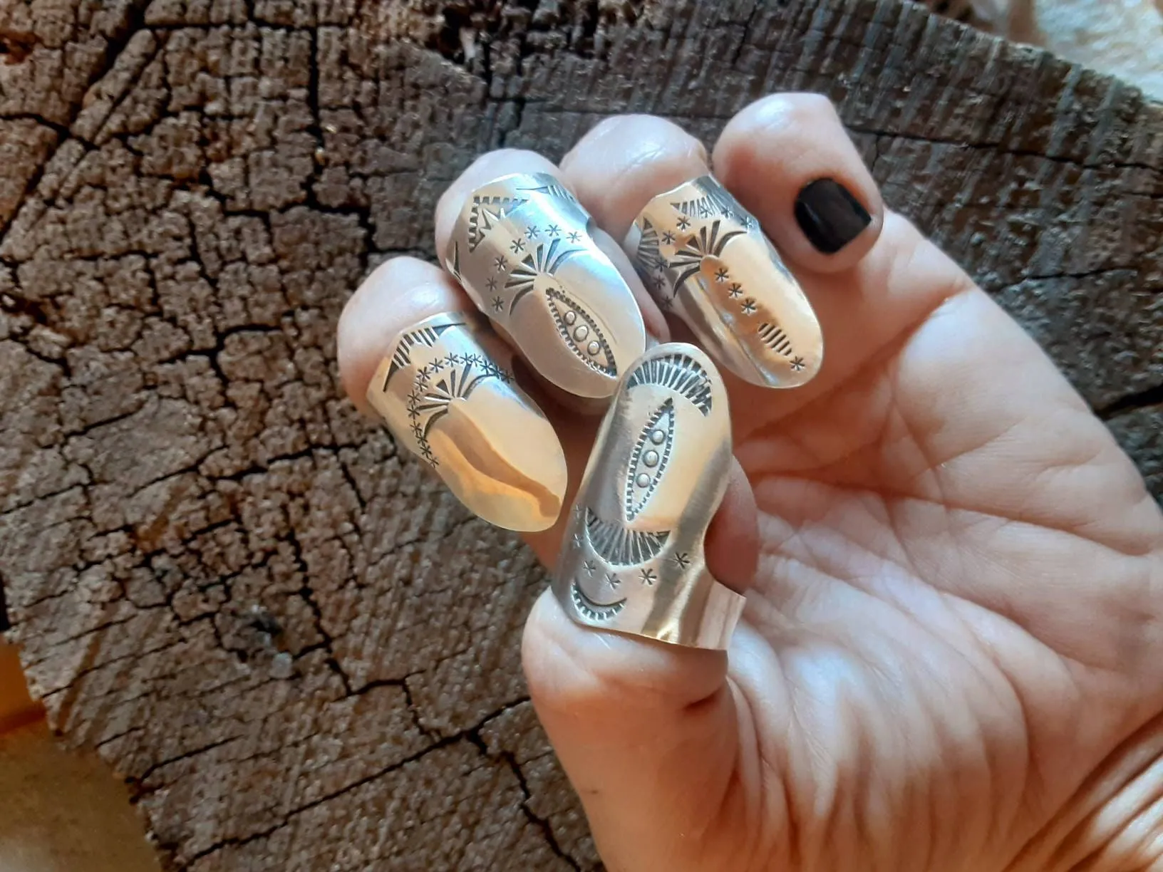 Fingernail rings in Sterling Silver