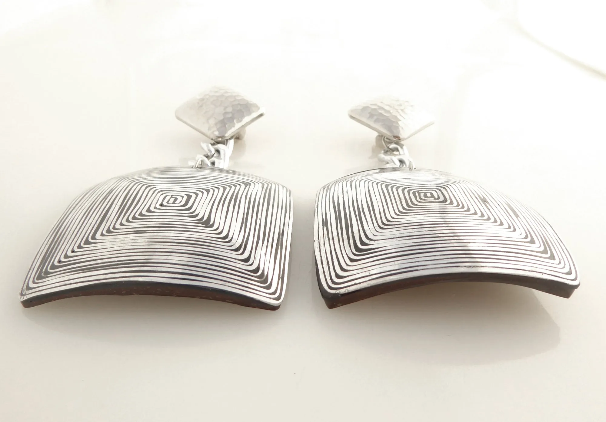 Fizza geometric earrings