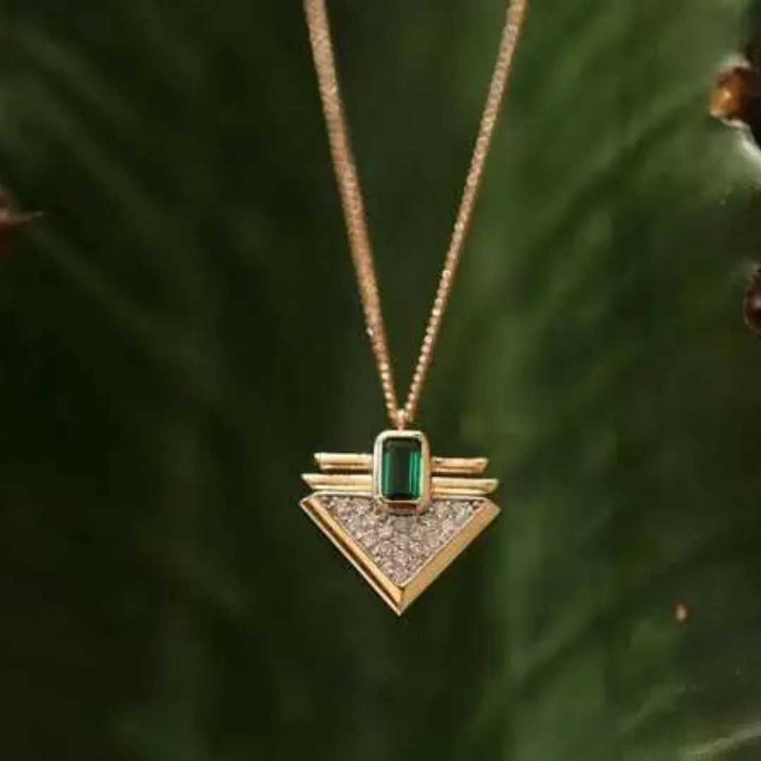 FRENZY EMERALD BAR PENDANT
