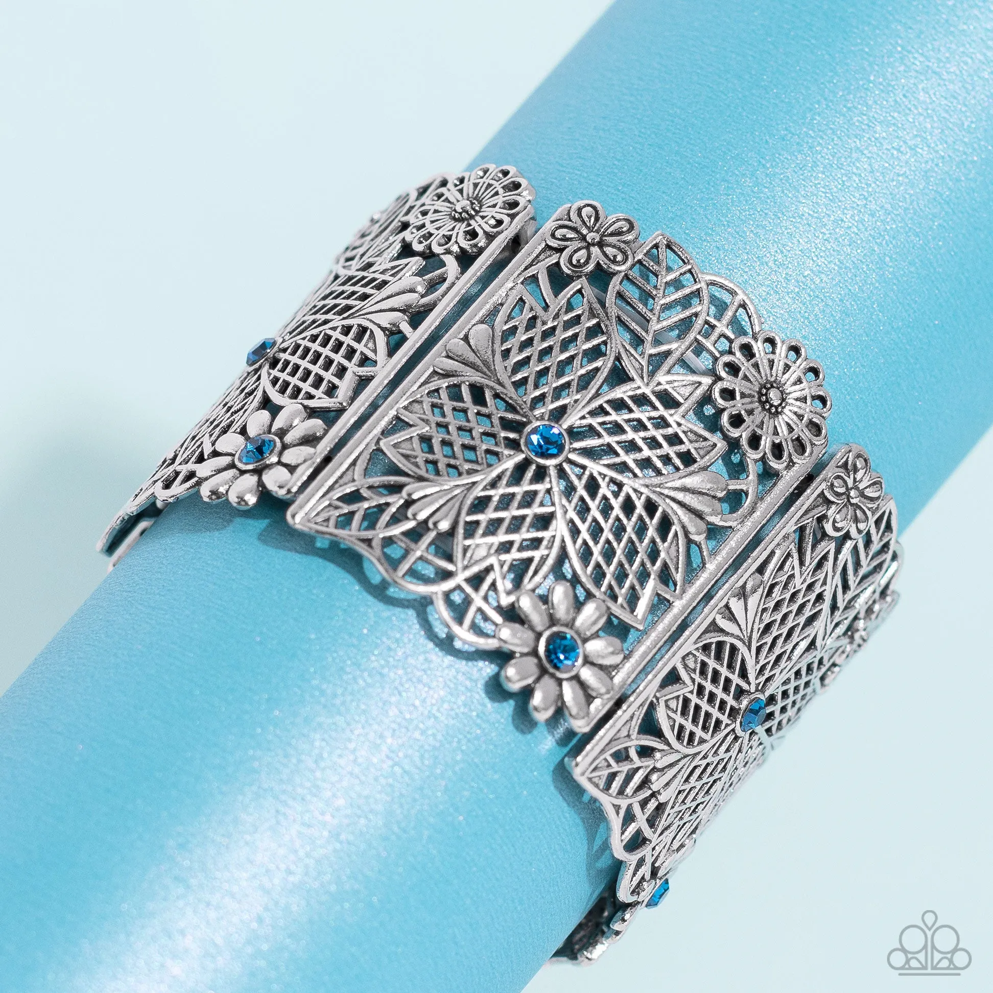 Garden City - Blue (Rhinestone Center) Bracelet