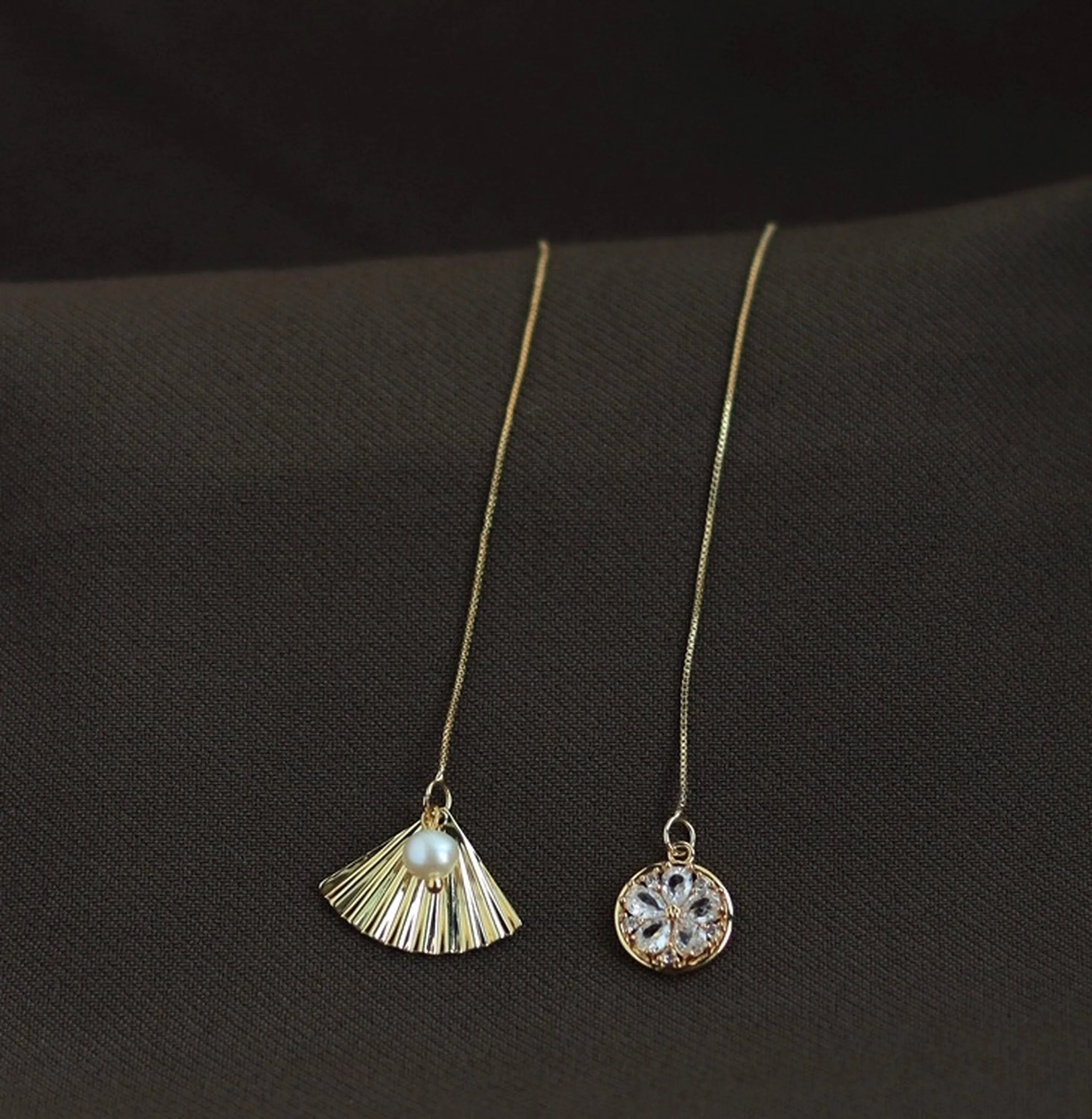 Gold Ginkgo Leaf Threader Earrings