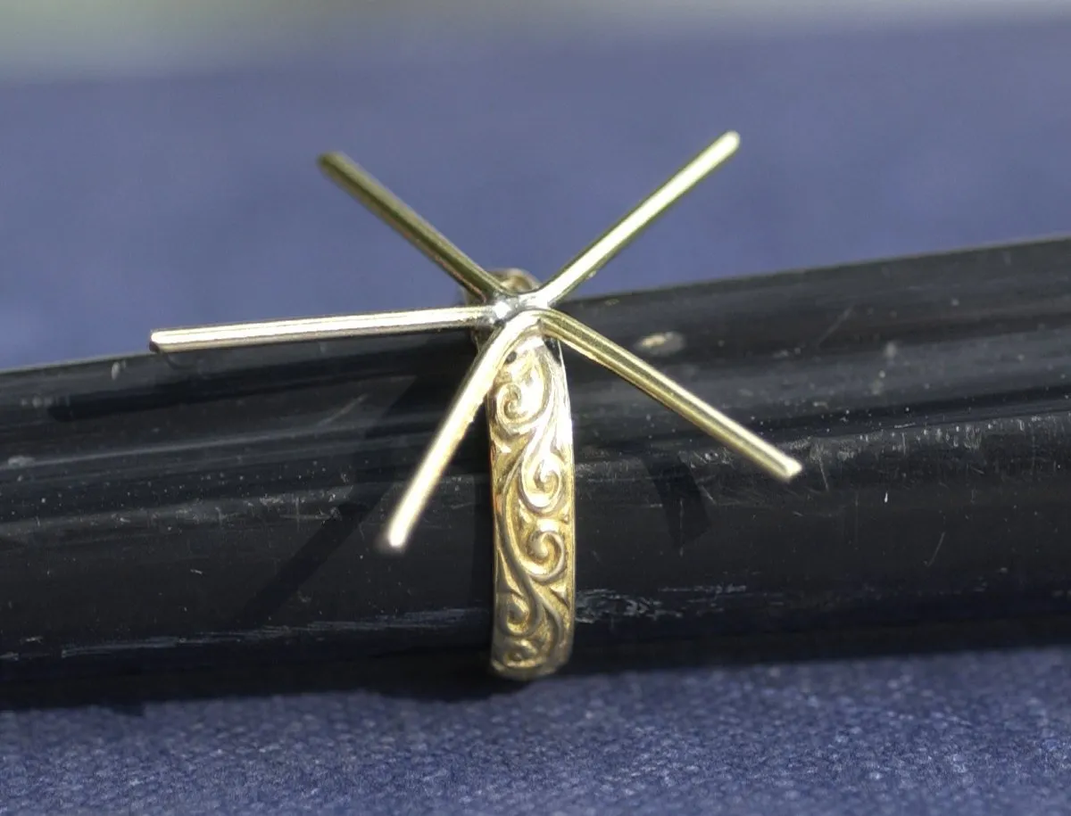 Handmade Claw Ring Setting, Flourish Vine Shank, 5 prongs