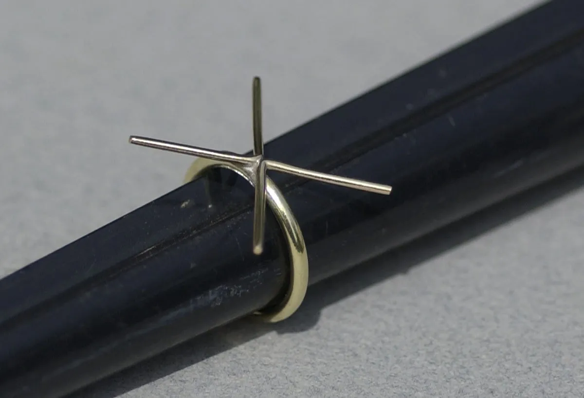 Handmade Claw Ring Setting For Natural Stones, Round shank, 4 prongs