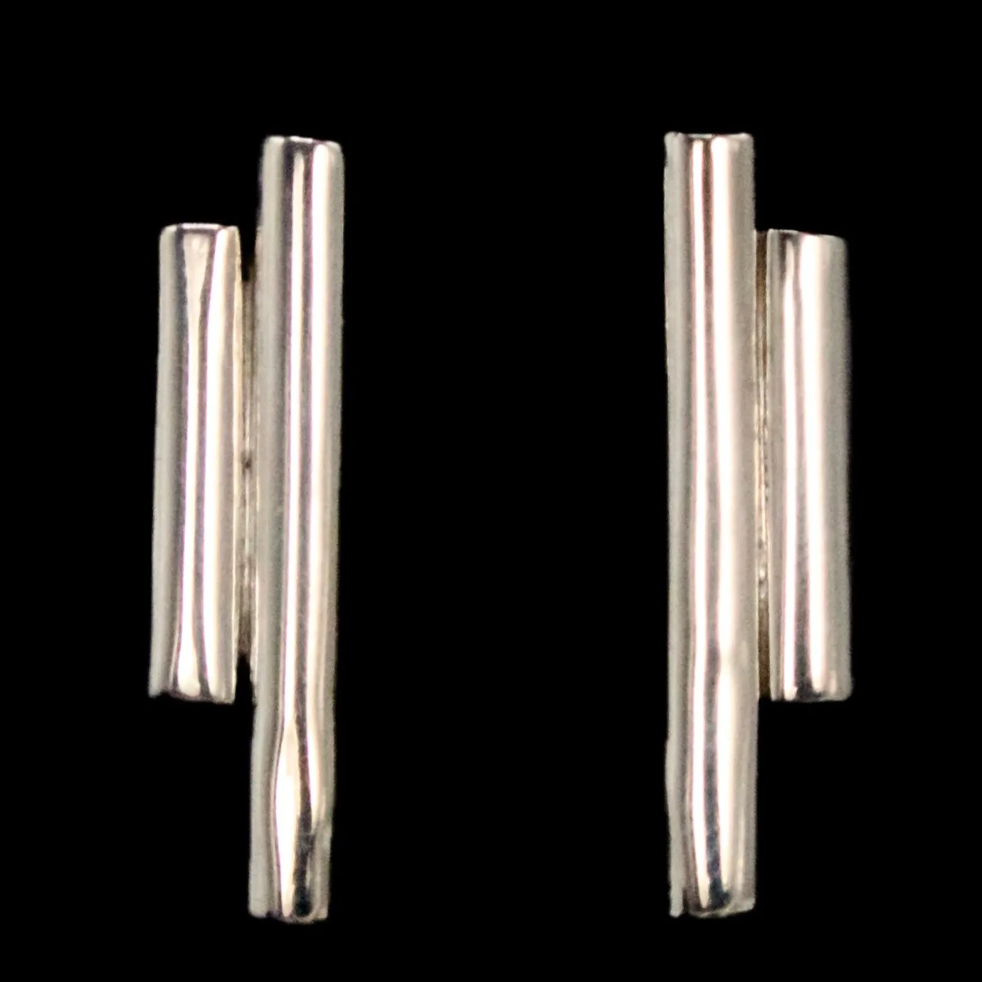 Handmade Sterling Silver Graduated Bar Geometric Stud Earrings