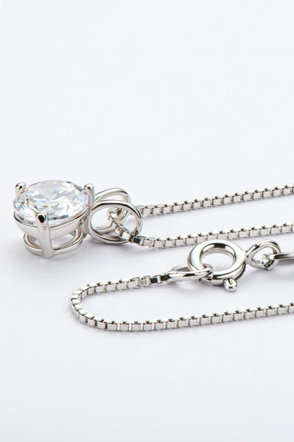 Hazel Blues® | Show Off 1 Carat Moissanite Pendant Necklace