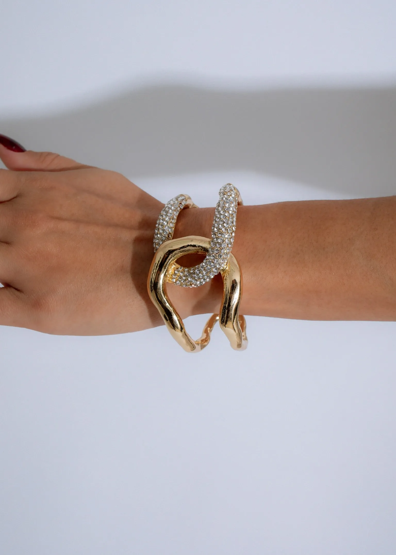 Infinity Spark Bracelet Gold