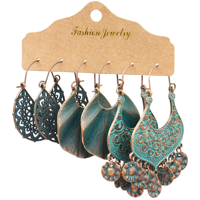 Irregular geometric earrings