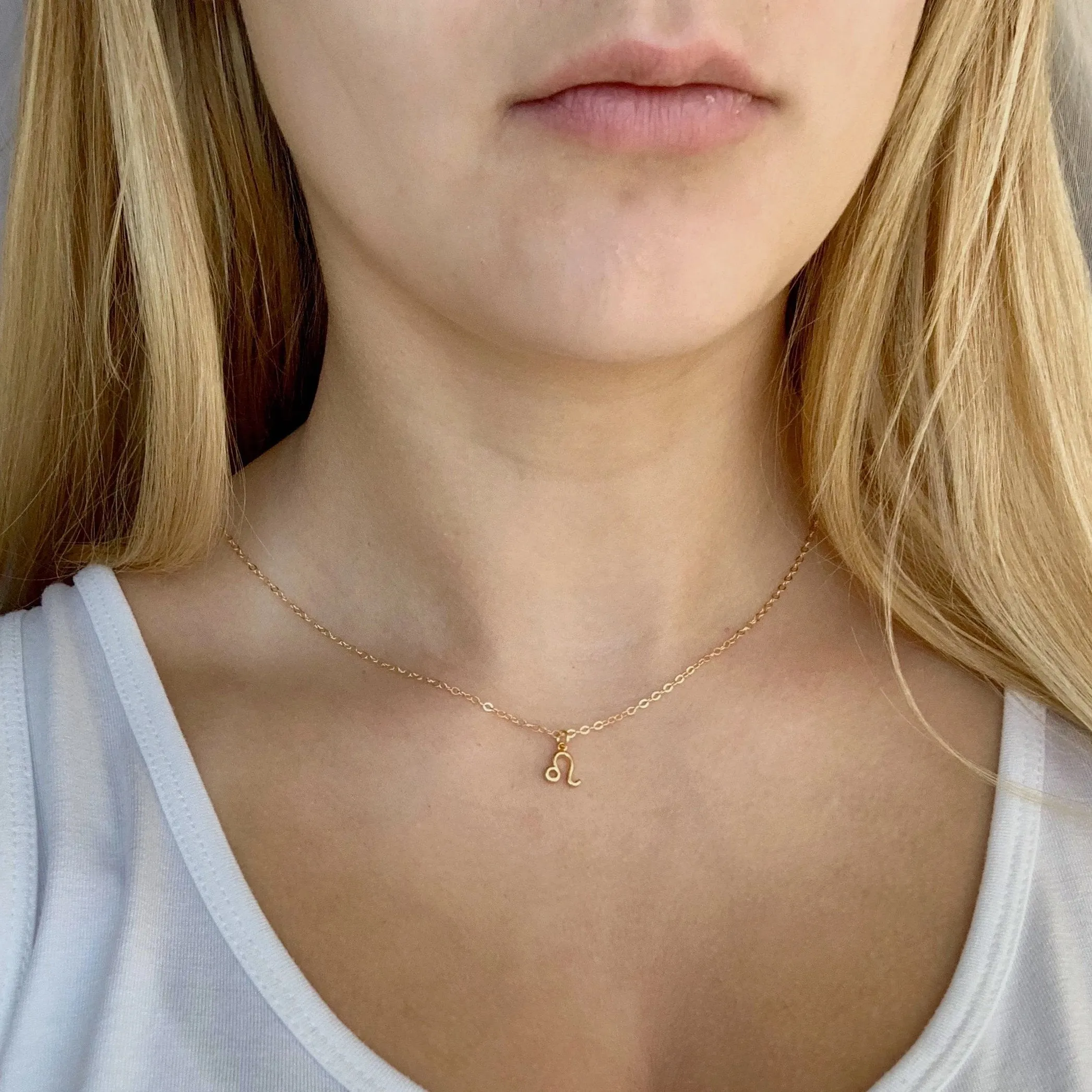Leo Zodiac Symbol 14K Gold Necklace