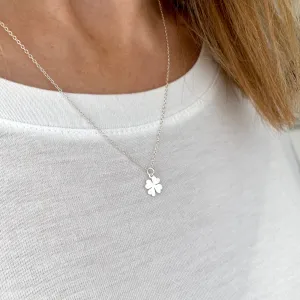 LUCKY | Silver Clover Leaf Necklace