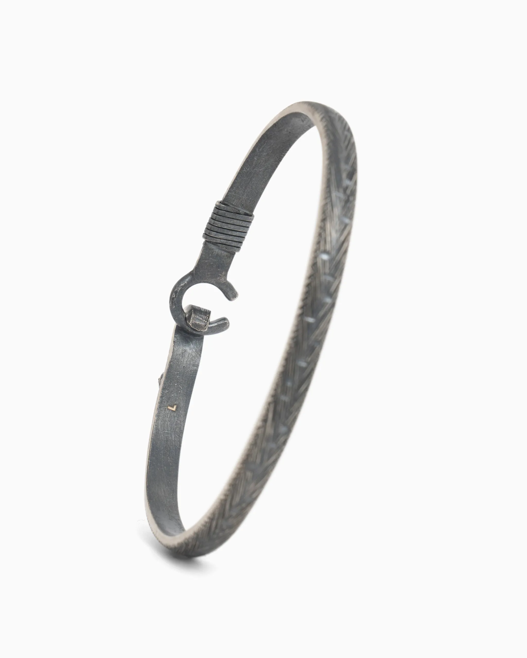 Marine Texture Hook Bracelet with Compass, 5mm