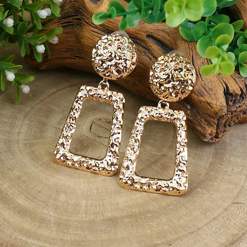 Metal wind geometric earrings