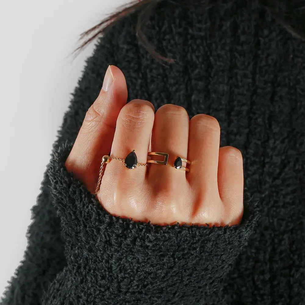Modern Open Ring Bang