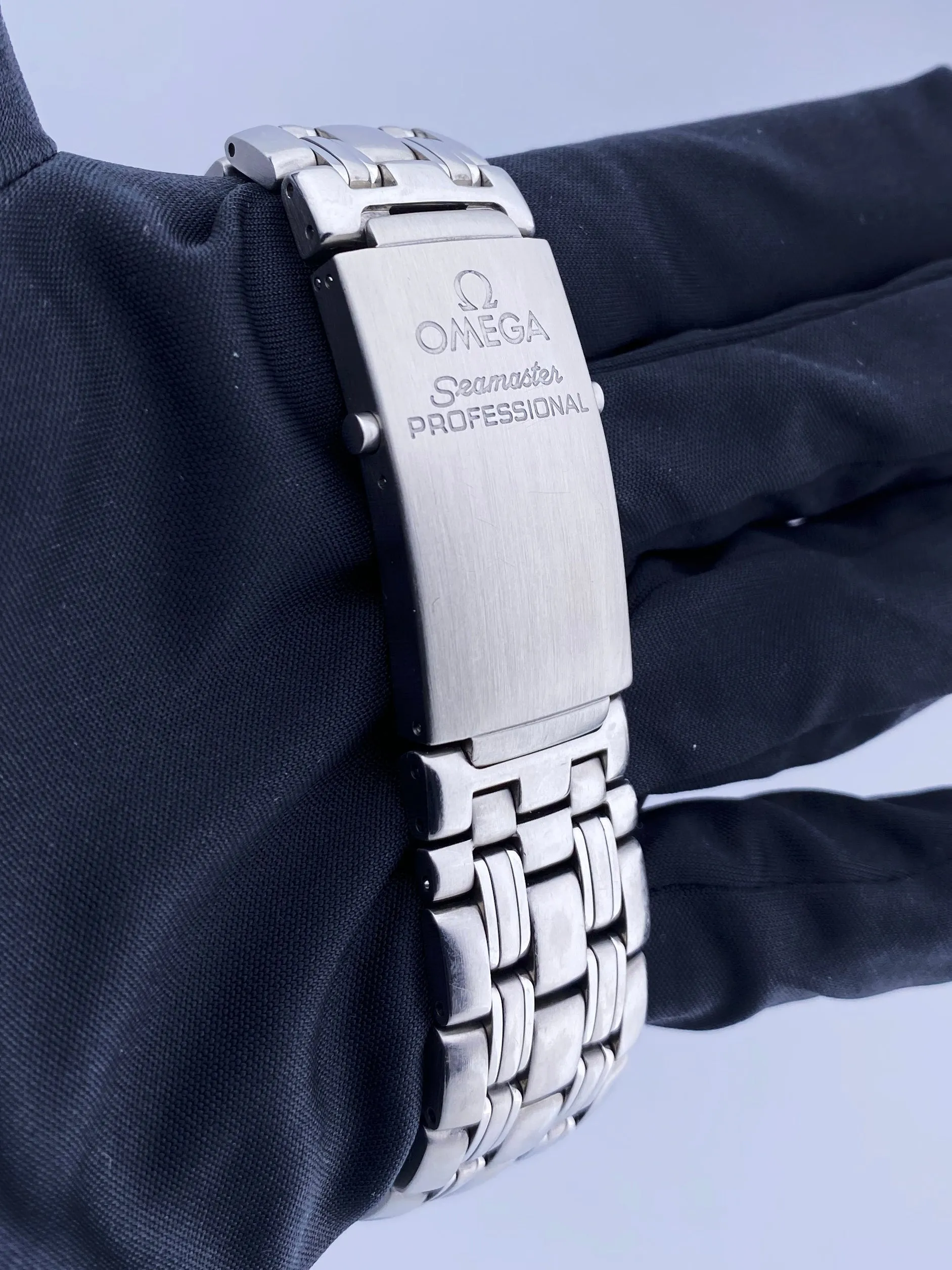 Omega Seamaster 2531.80.00 Mens Watch