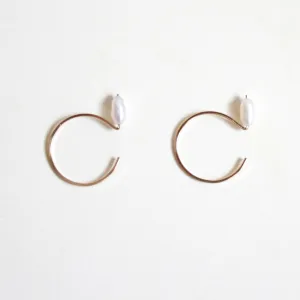 Pearl Threader Earrings - Circle Shape