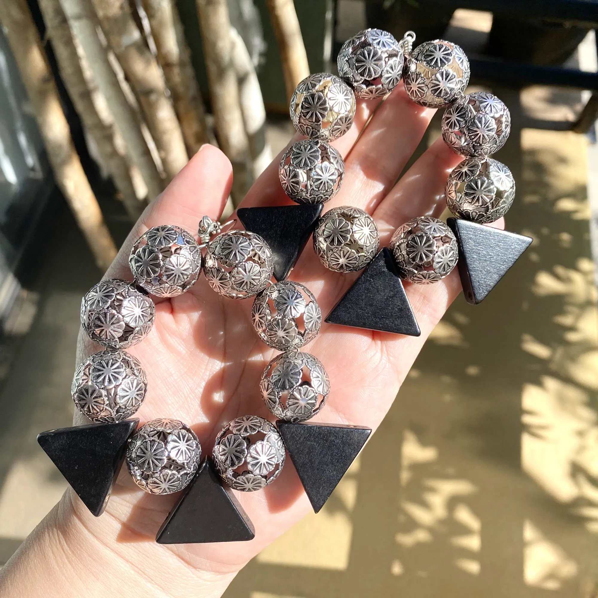 Ramonda earrings