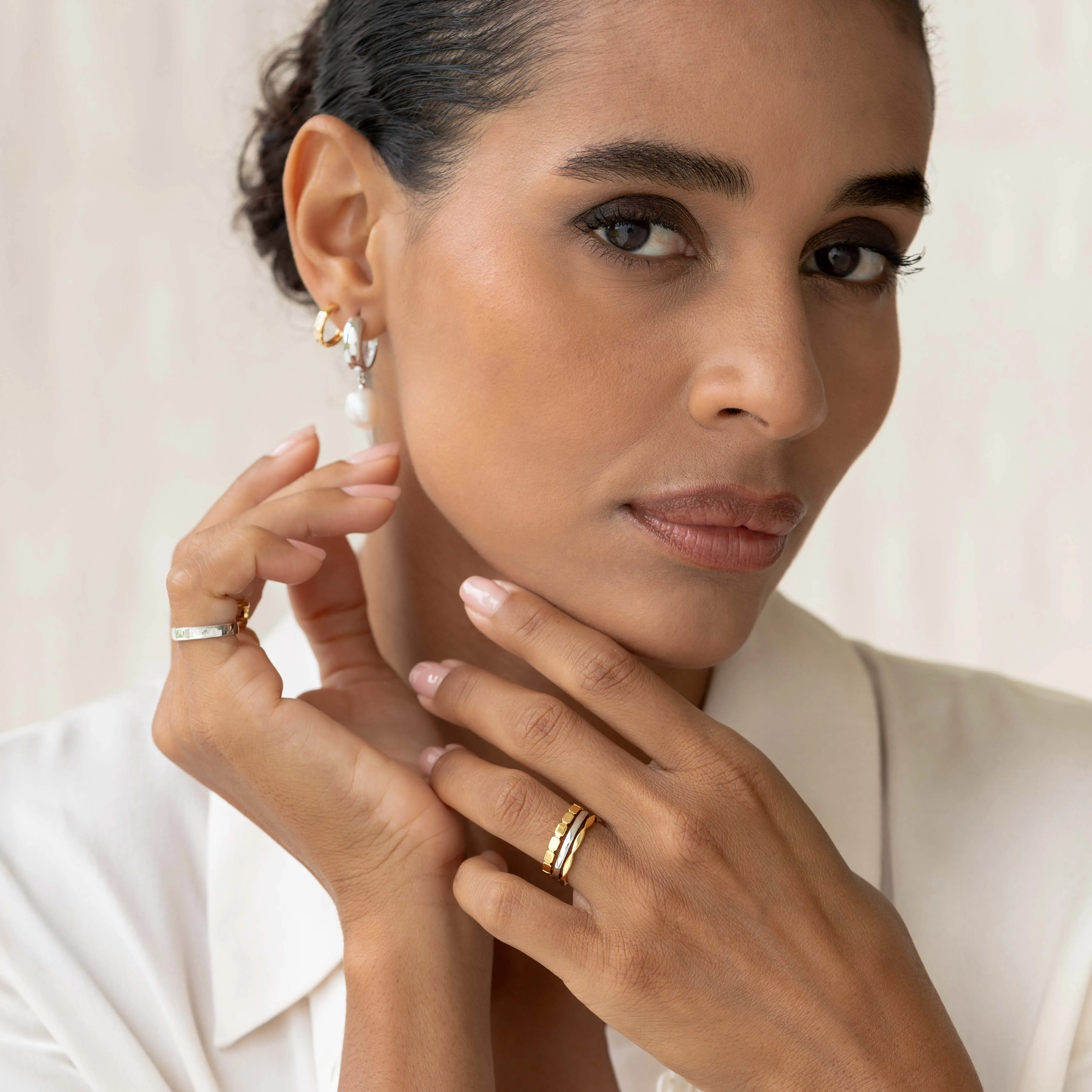Ribbed Gold Ring - Mika
