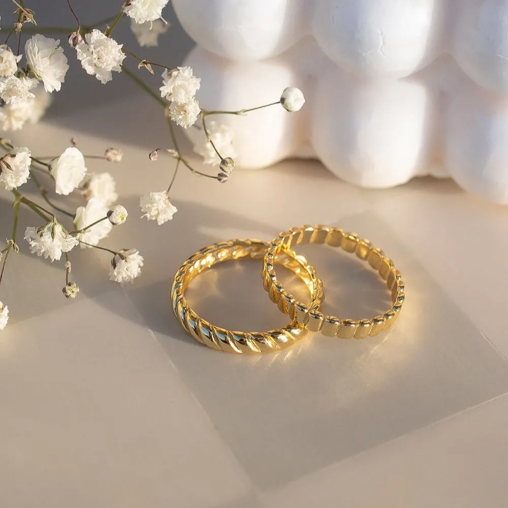 Ribbed Ring