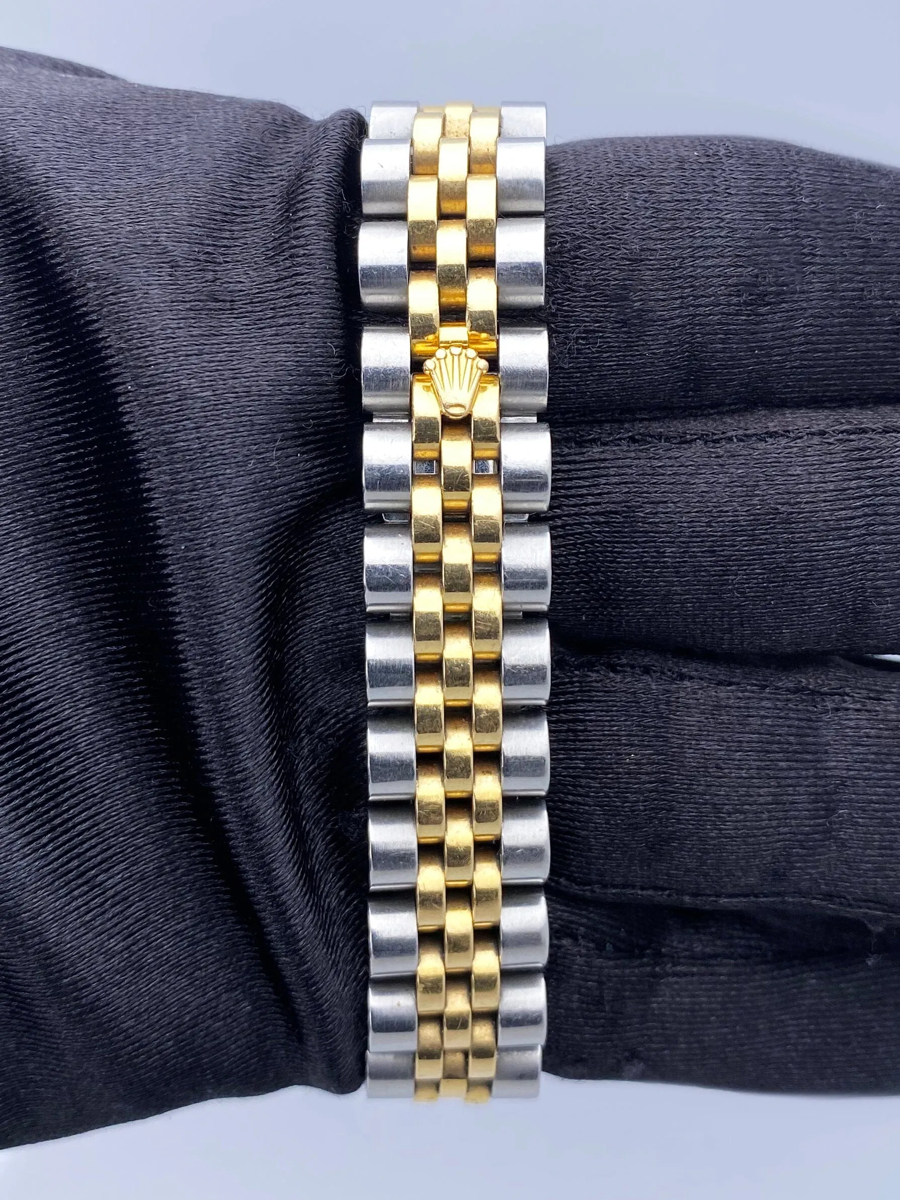 Rolex Datejust 179173 Diamond Champagne Dial Ladies Watch Box Papers